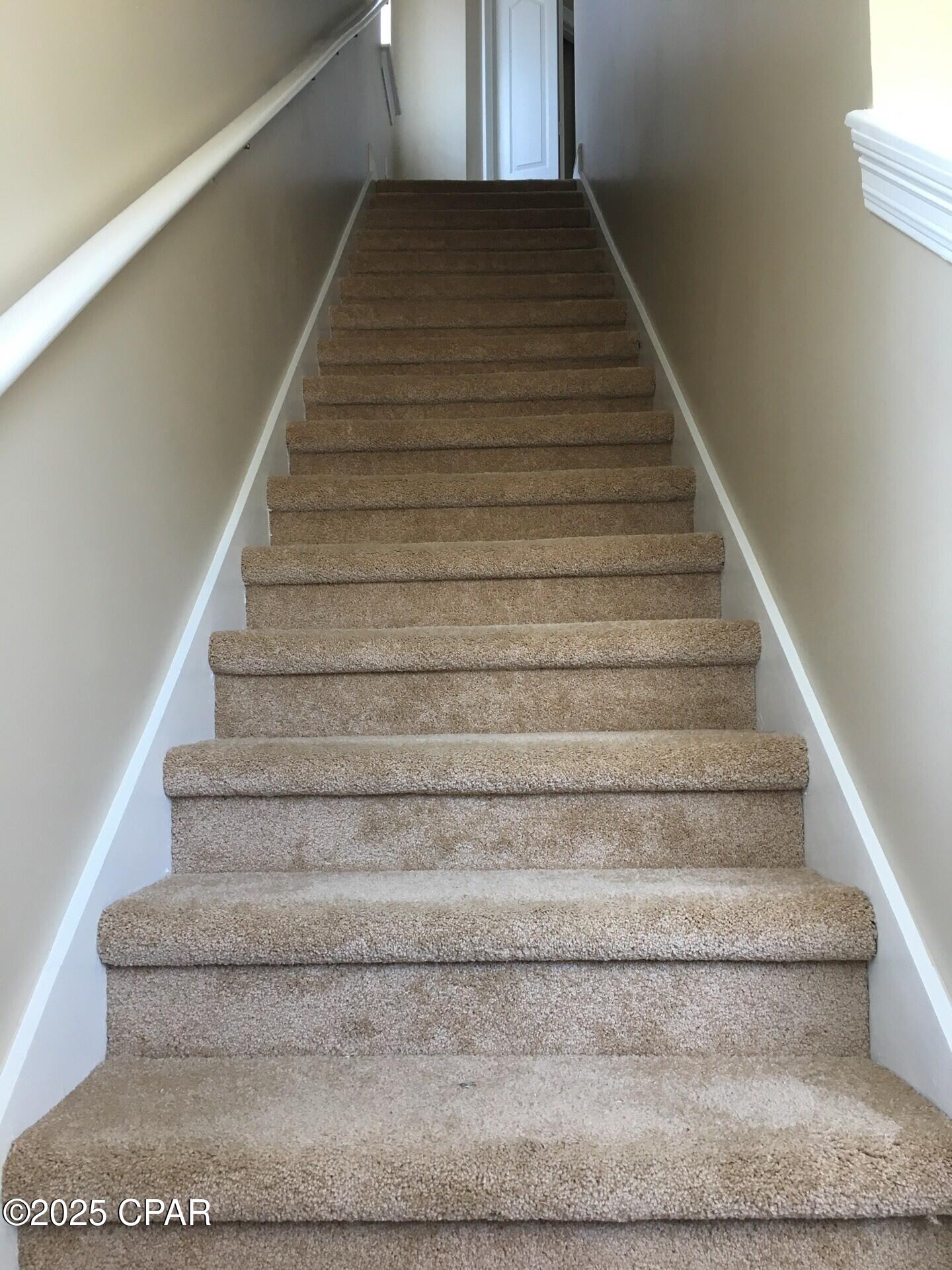 8d_tiucspndrudlgybrxr_73ljshxkfup3gozdlv6zy