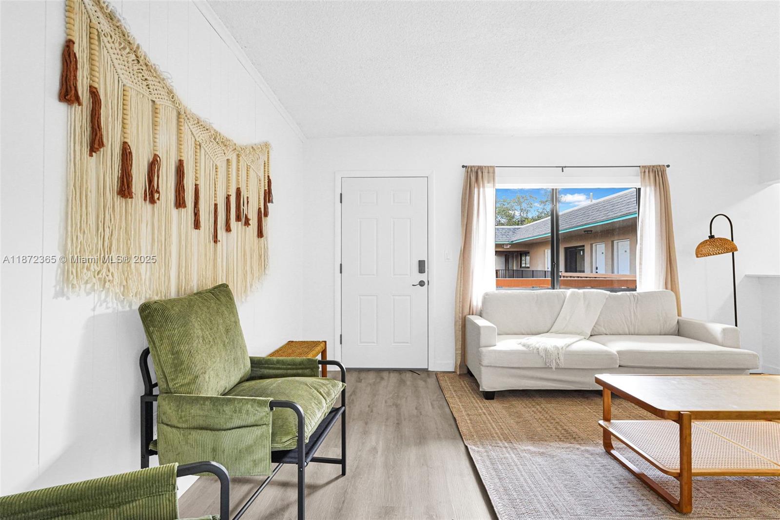 Property photo # 4
