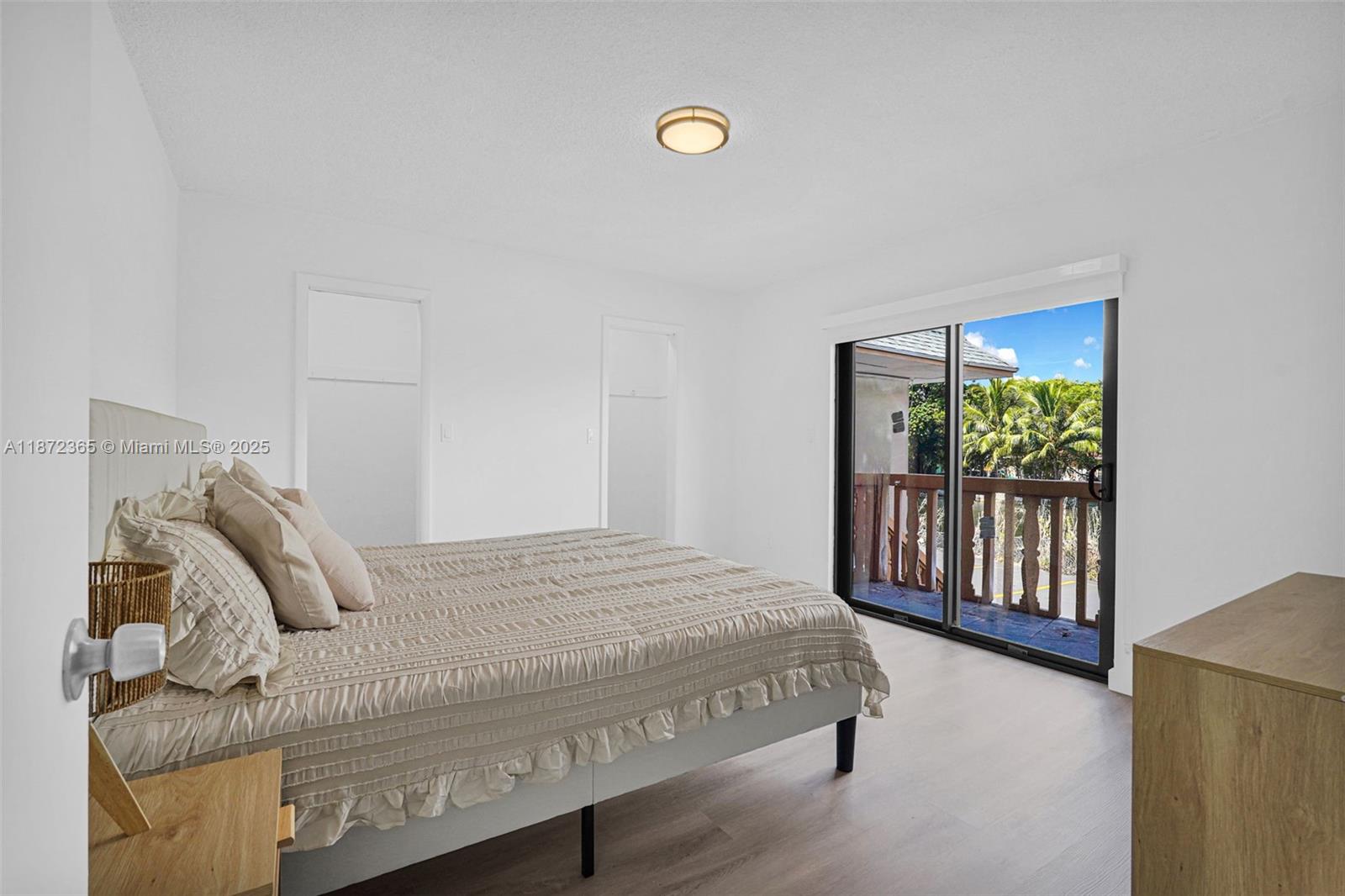 Property photo # 9