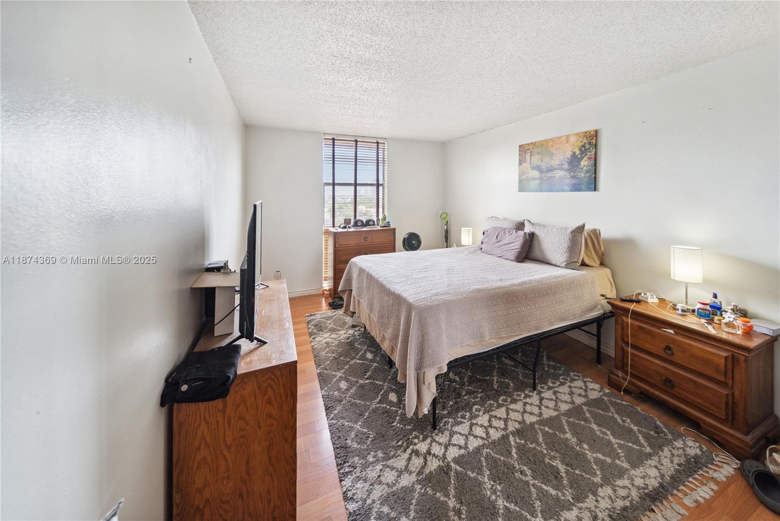 Property photo # 9