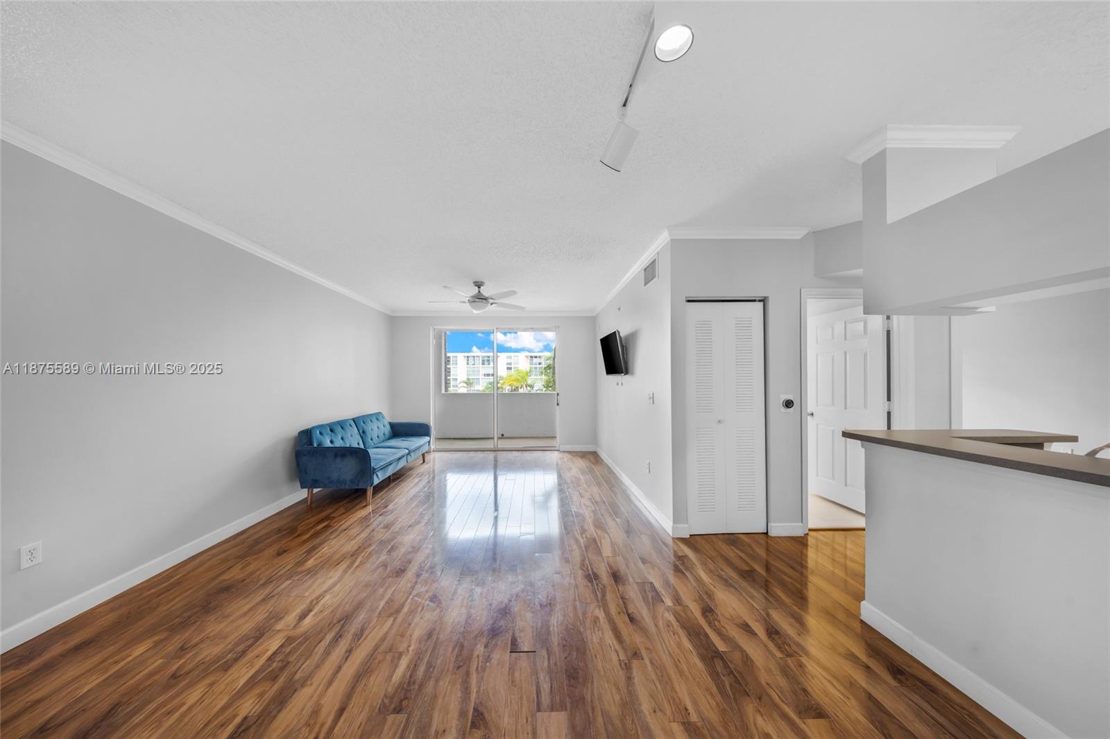 Property photo # 8