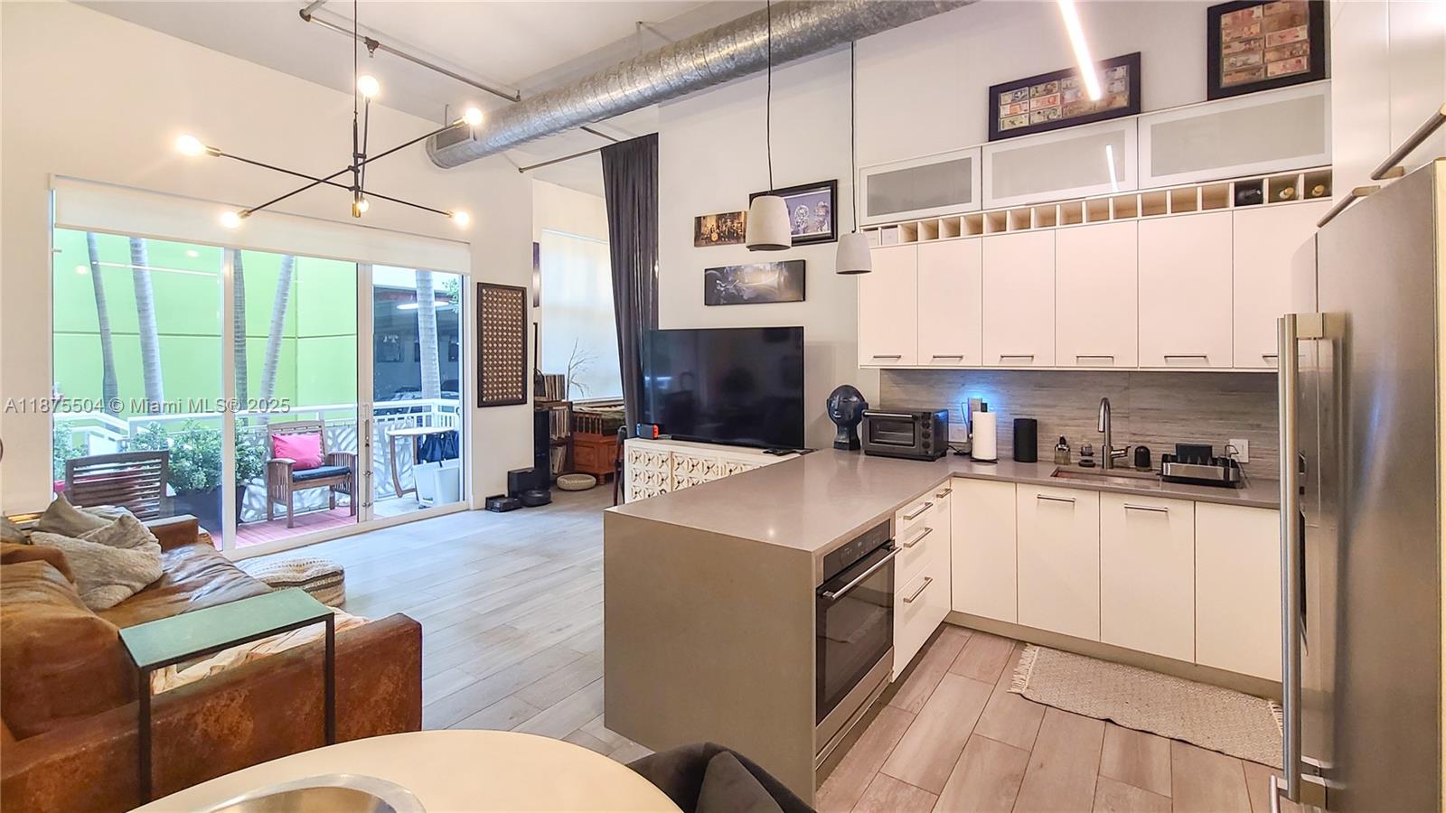 Property photo # 0