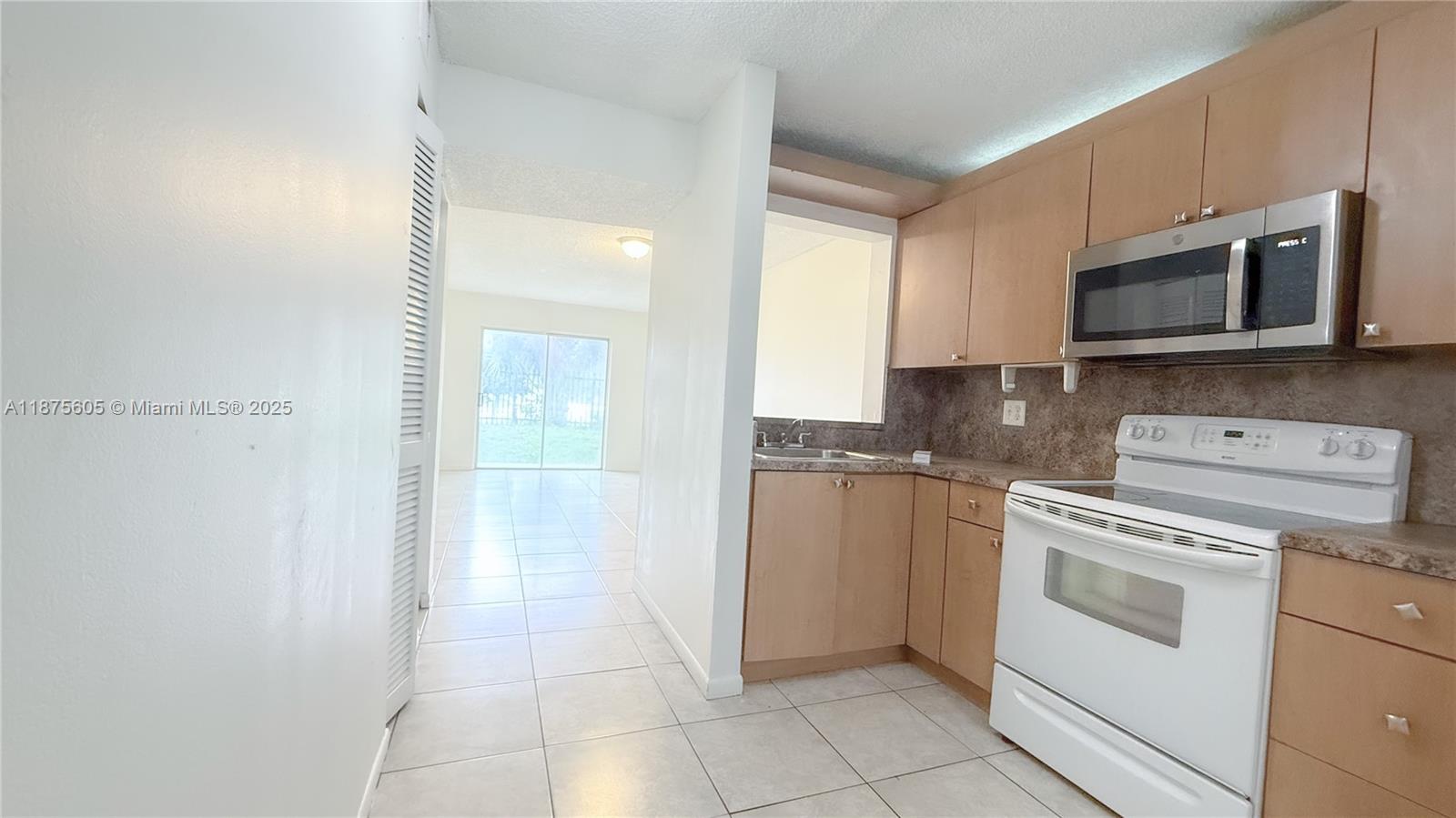 Property photo # 0