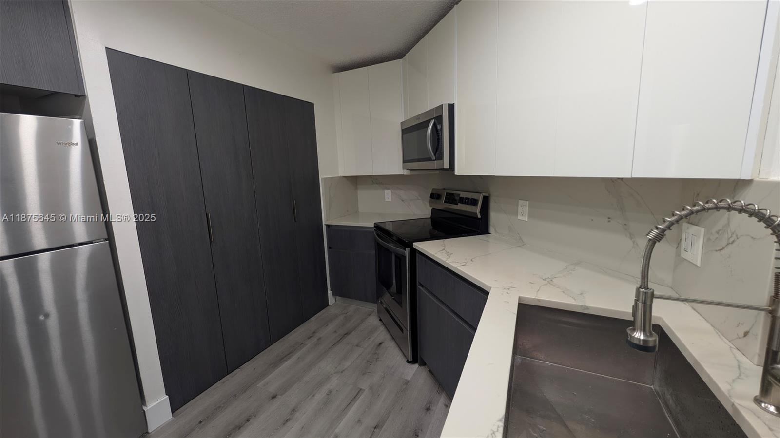 Property photo # 3