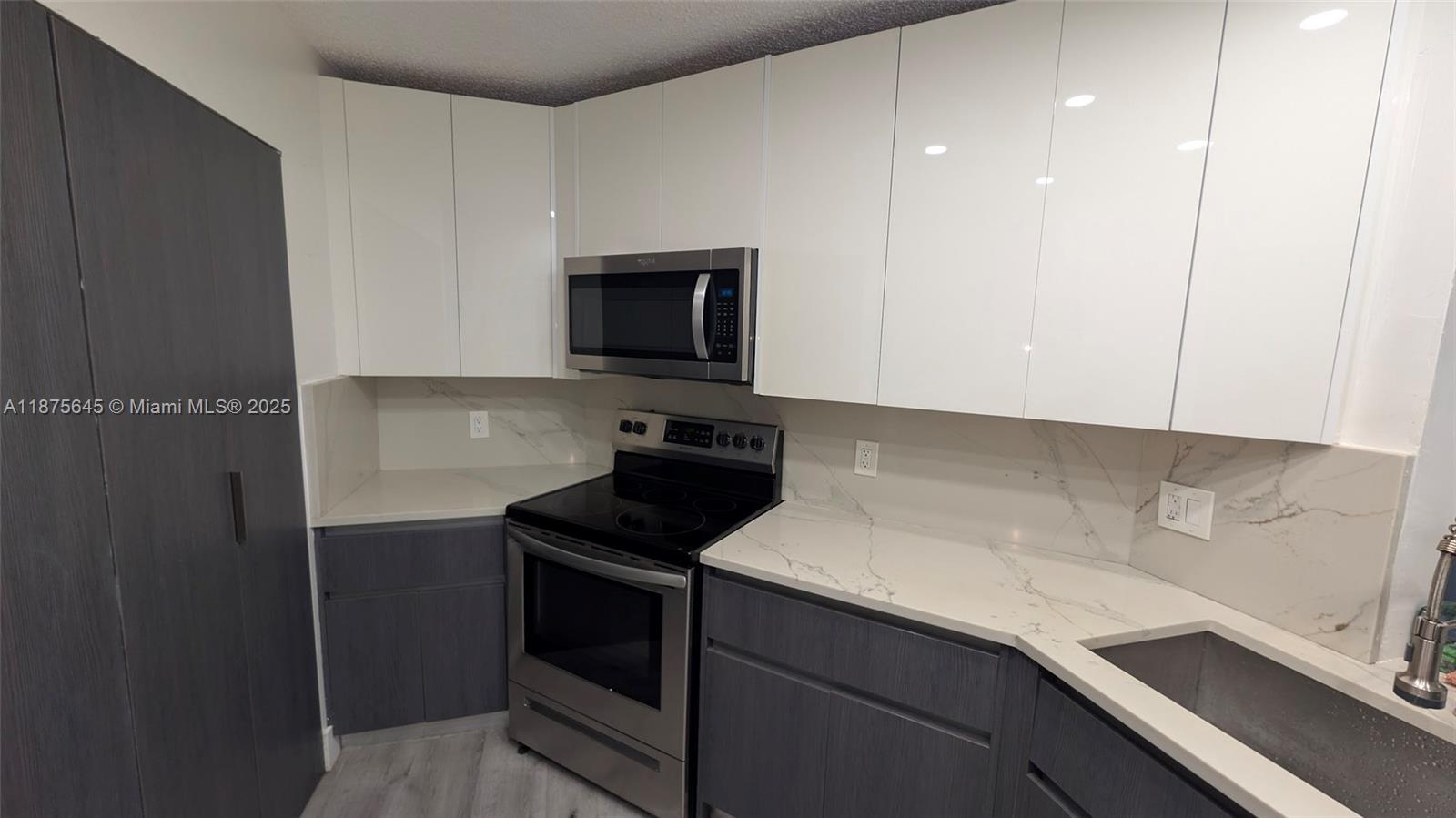 Property photo # 9