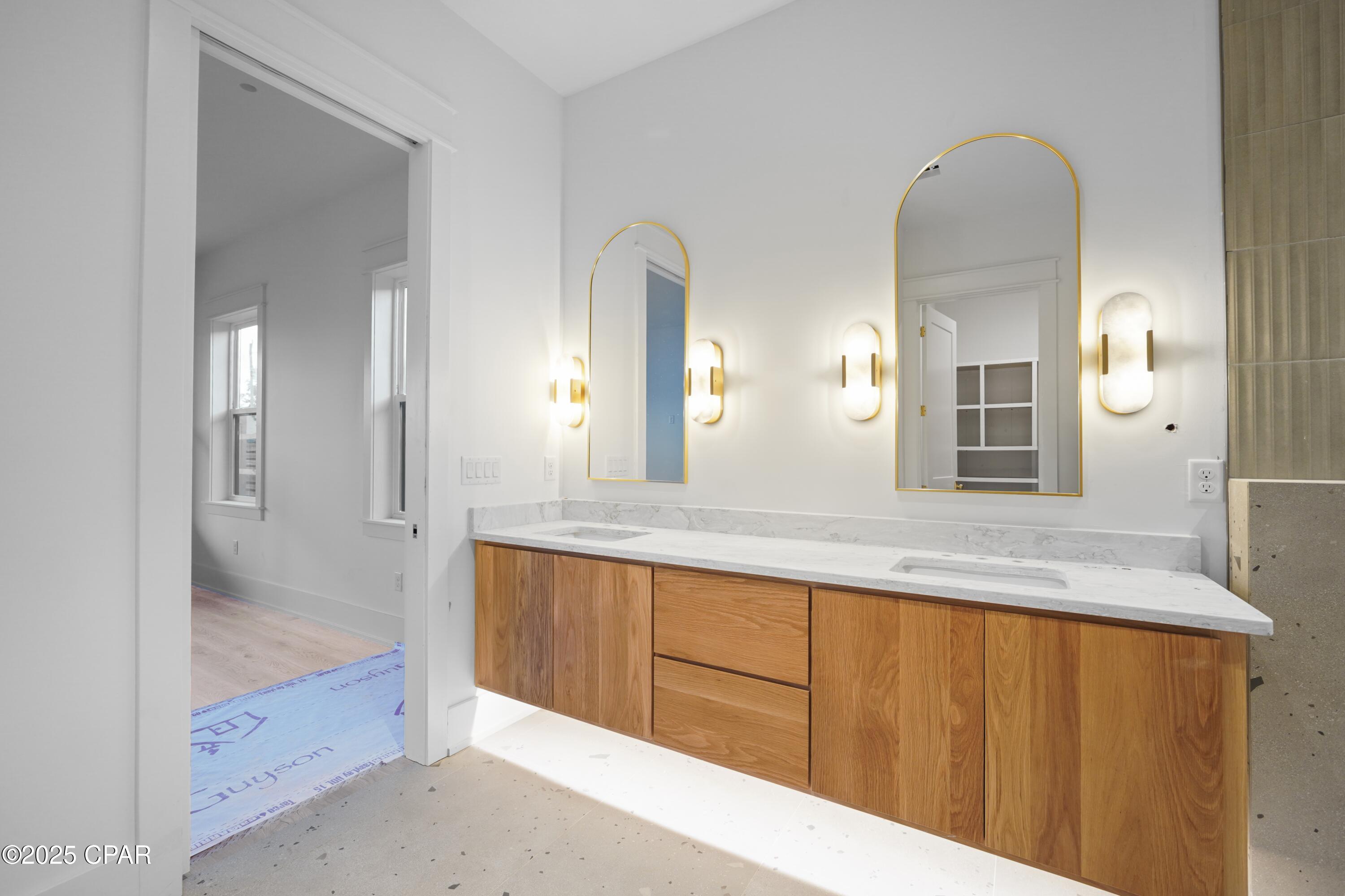 D4t 6qwrtavz9zh98q8kko7cw78vxrjlvnht2dq6bg4