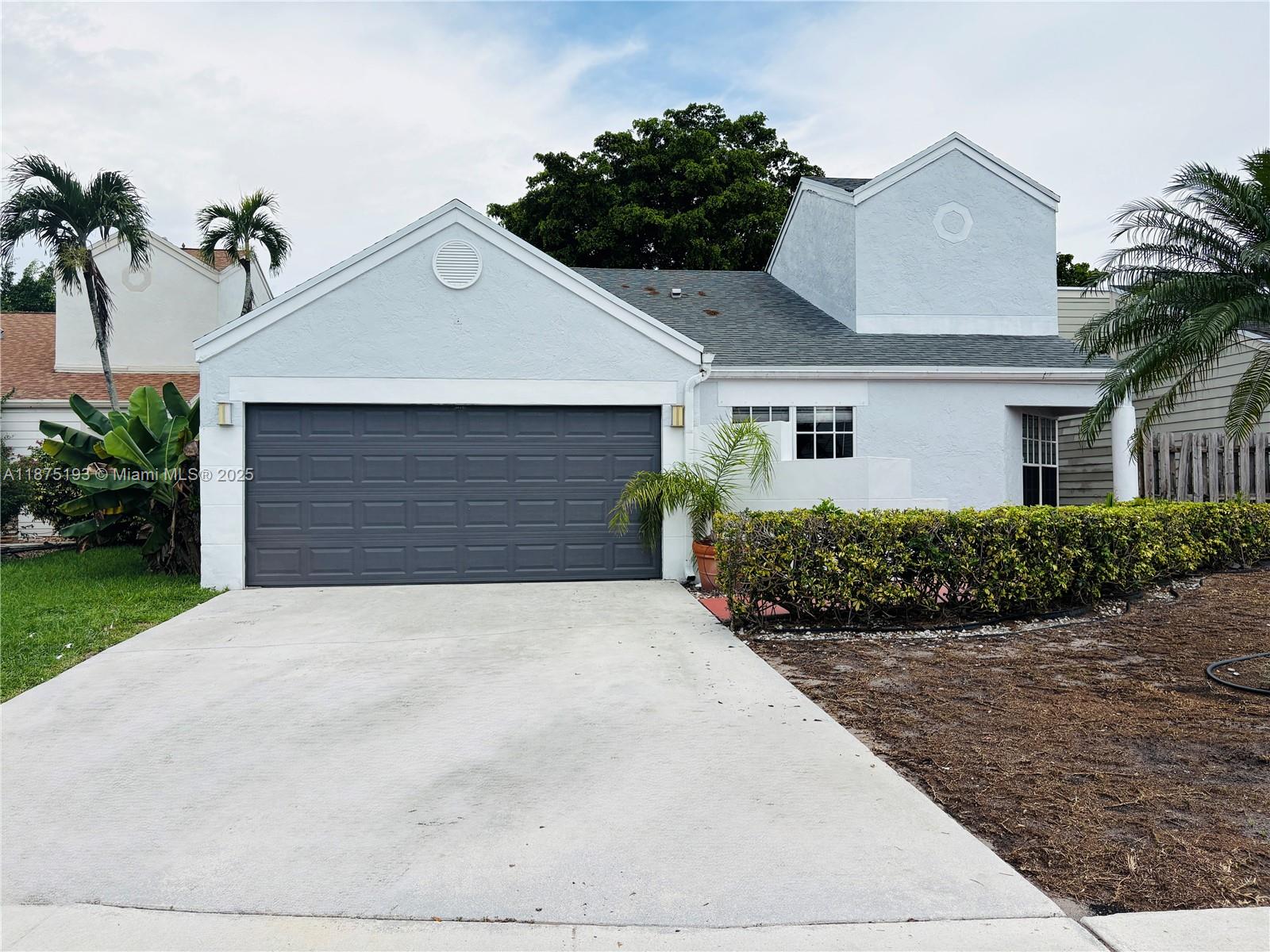Property photo # 0