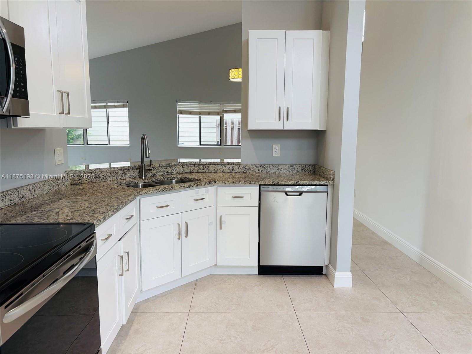 Property photo # 9