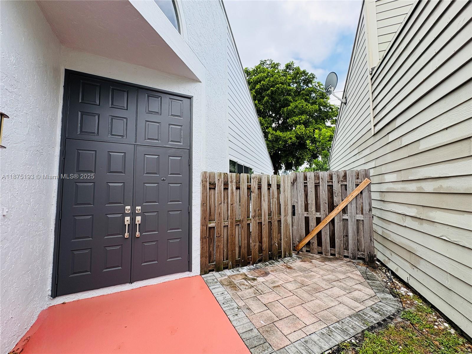 Property photo # 8
