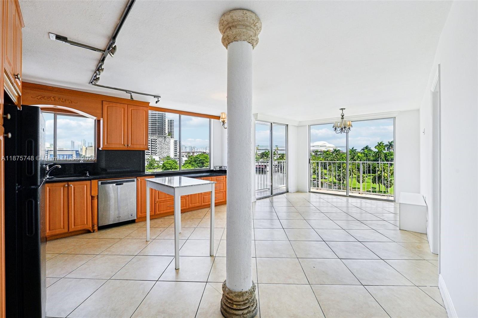 Property photo # 4