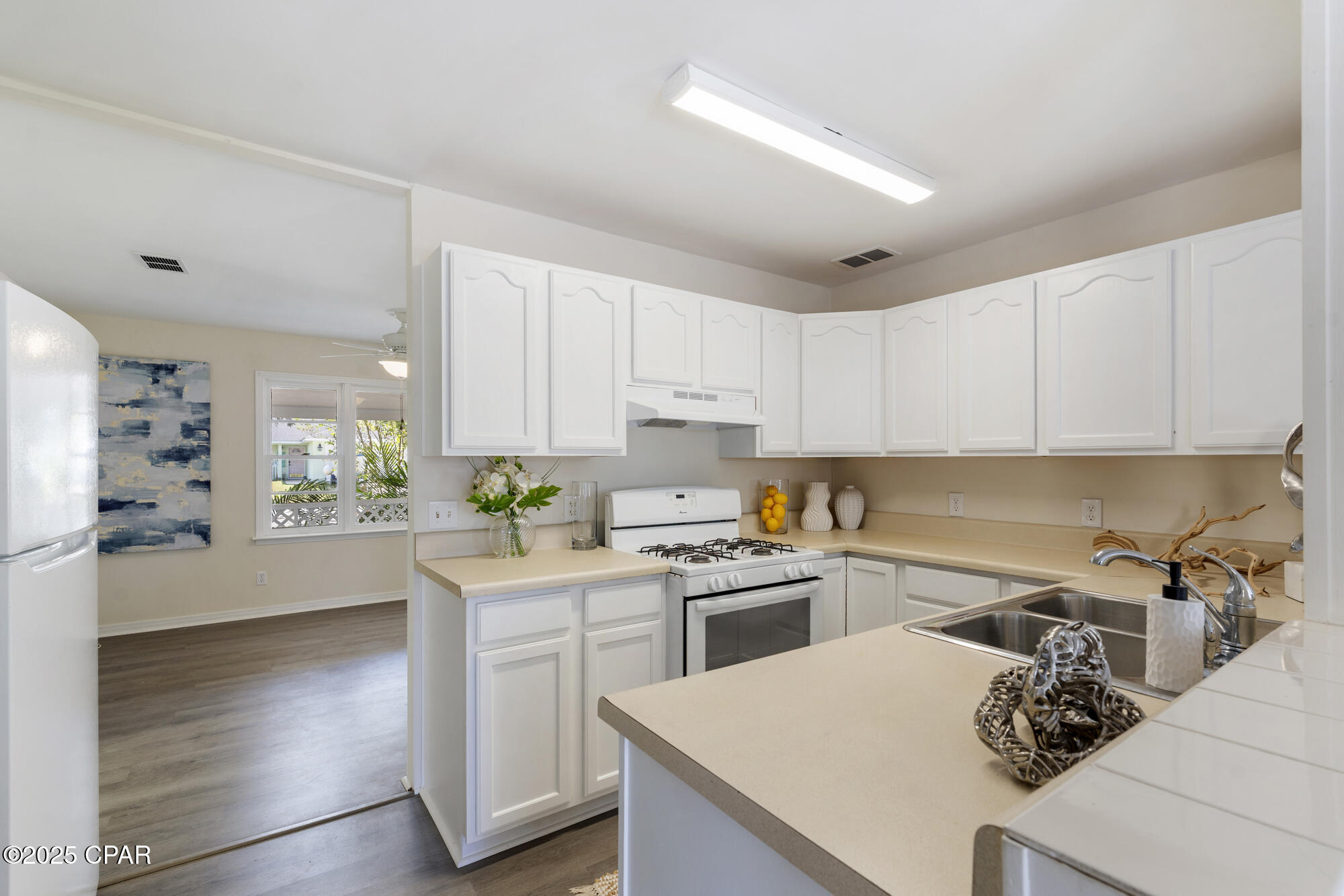 Qzwufeeuoaf6c2mvlmzevrpsvhev9eyrh4fxymq Sd8