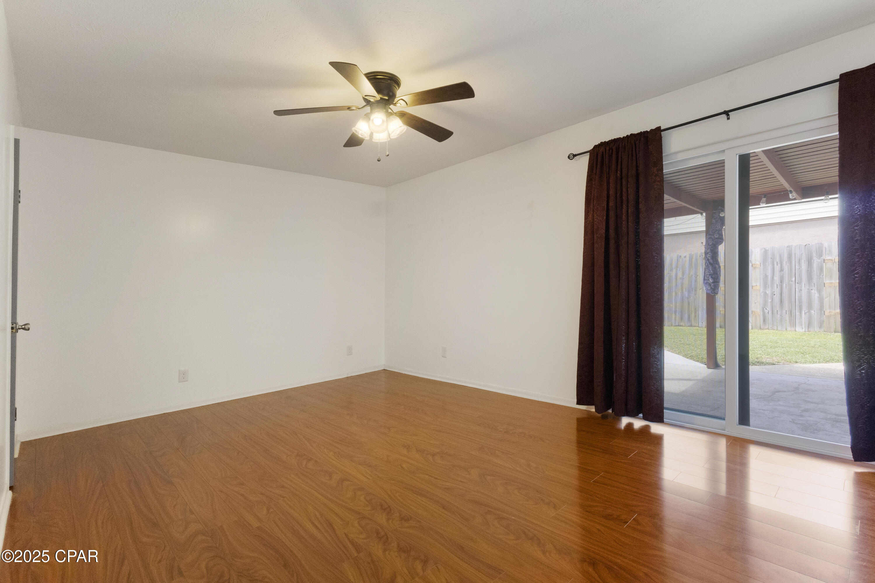 1j50hfzuzrjhsawietvfmdfaqhzn5vtylzscmfrxt5q