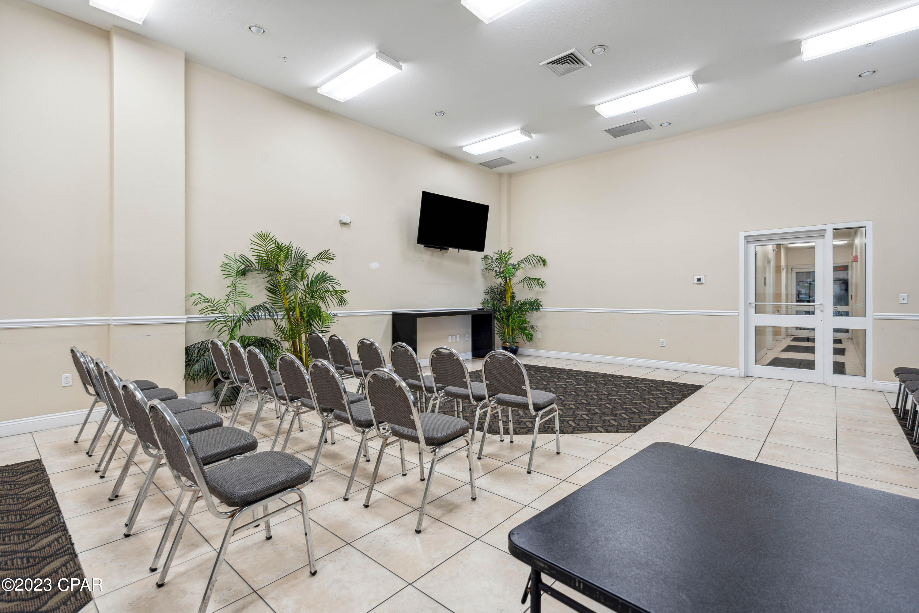 V Shzyb60_jsjci9ixr3zlgz8etcnhmndadt9kpn08a