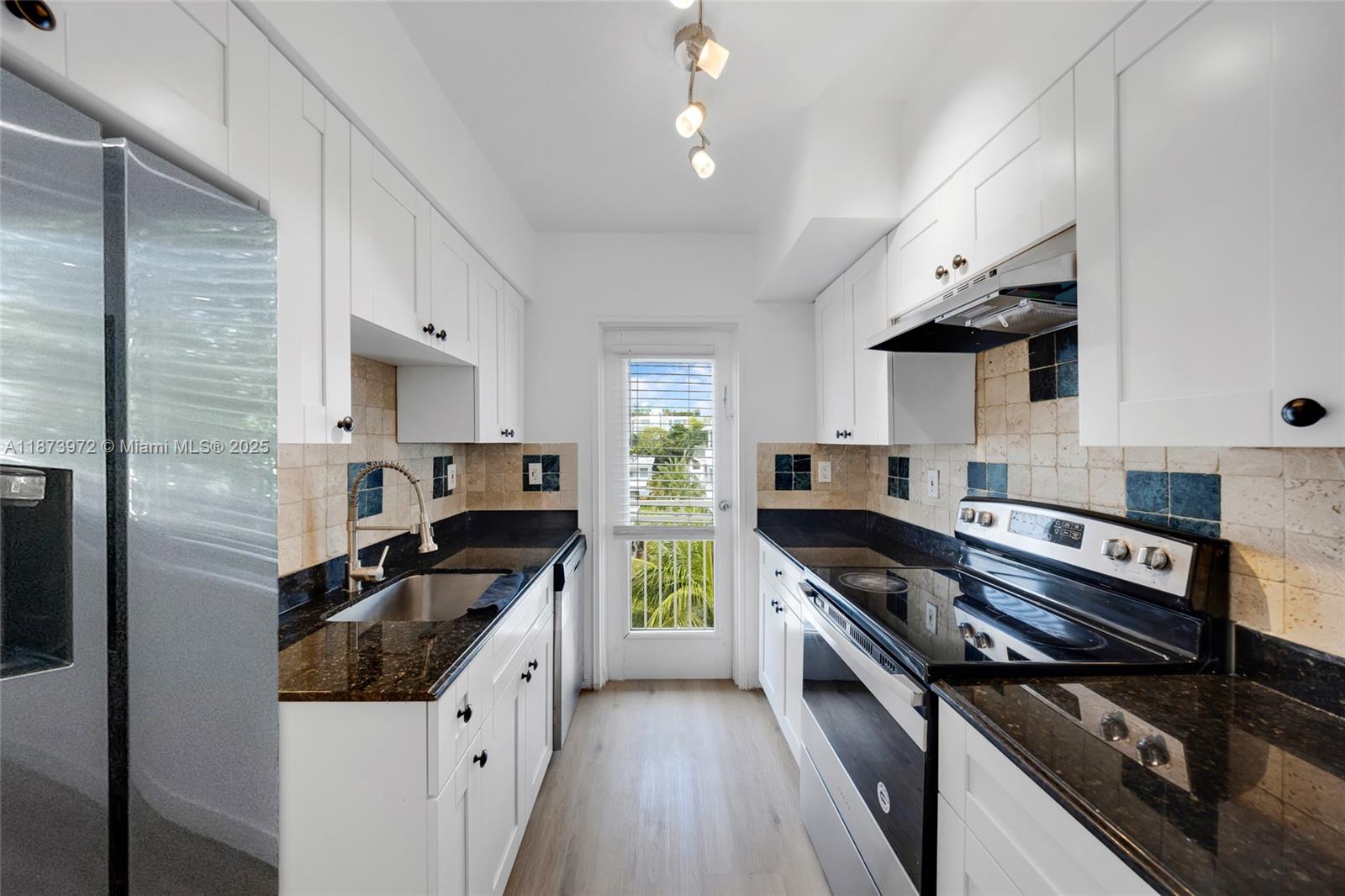 Property photo # 8