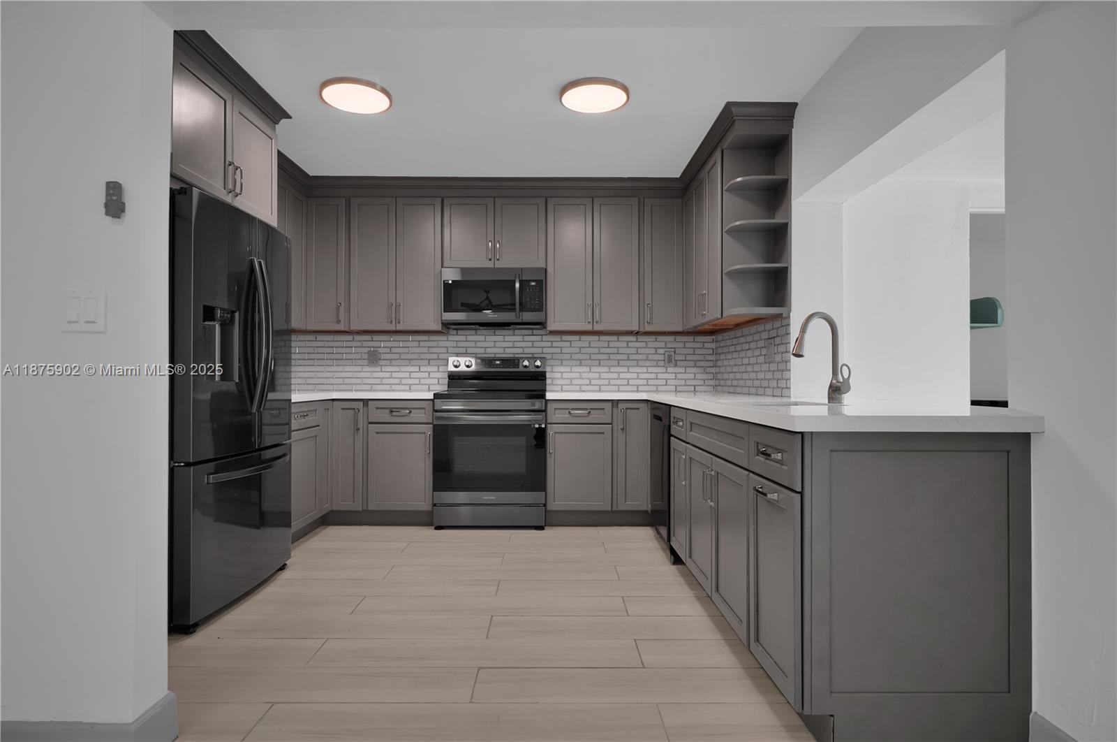 Property photo # 7