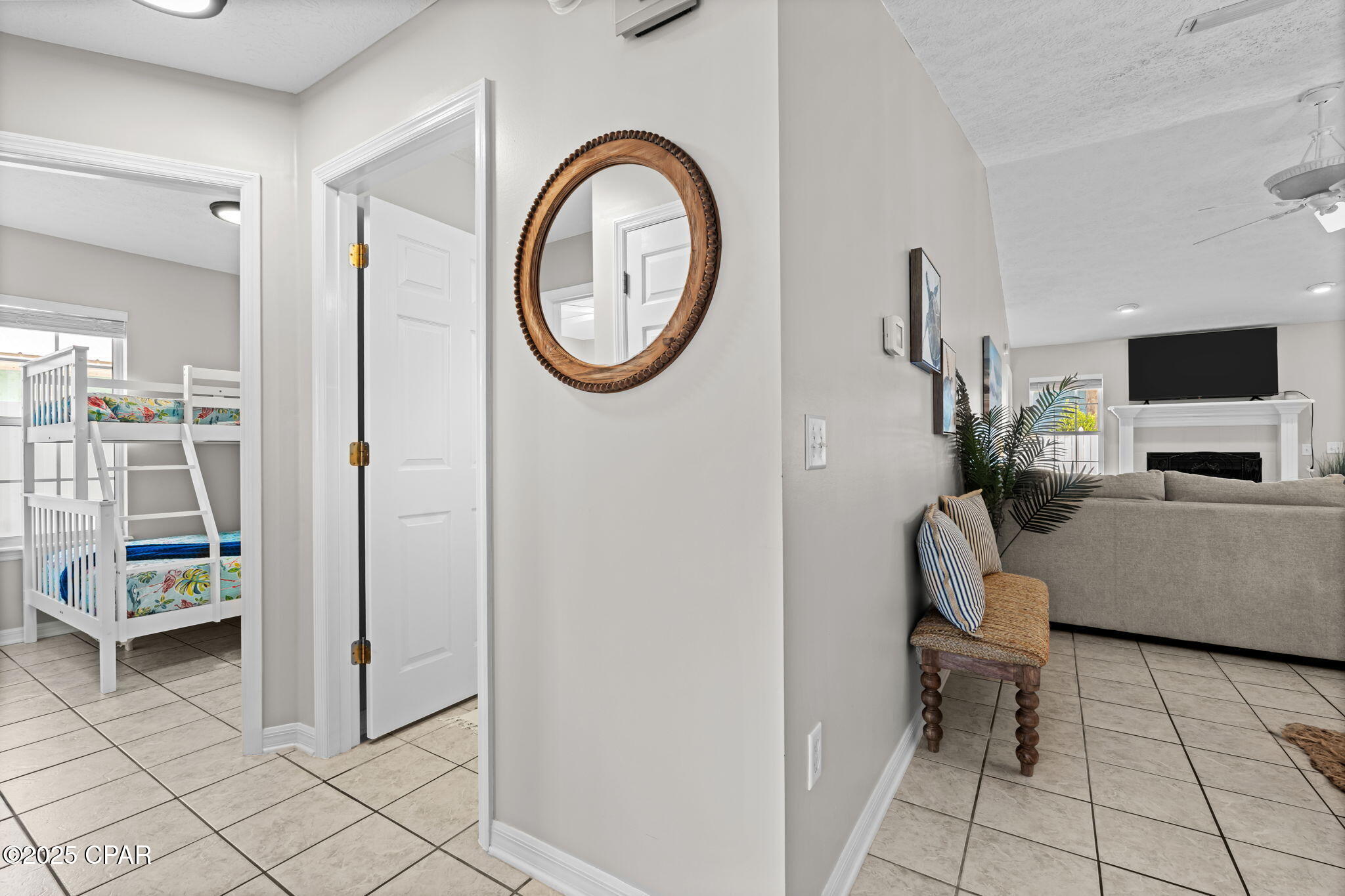 Image 29 For 615 Poinsettia Court