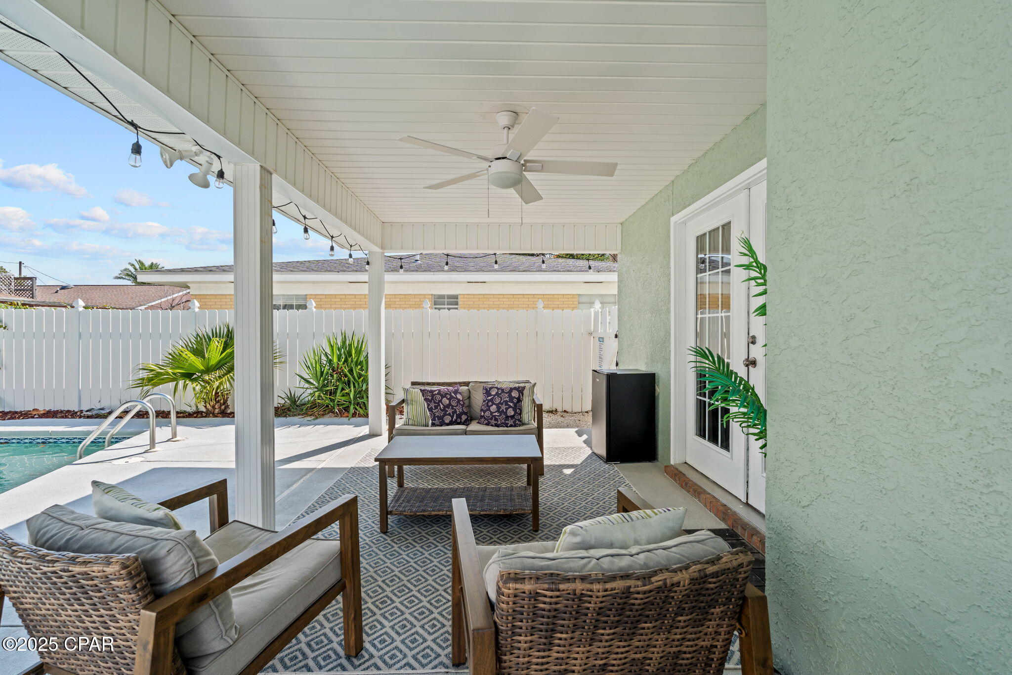 Image 35 For 615 Poinsettia Court