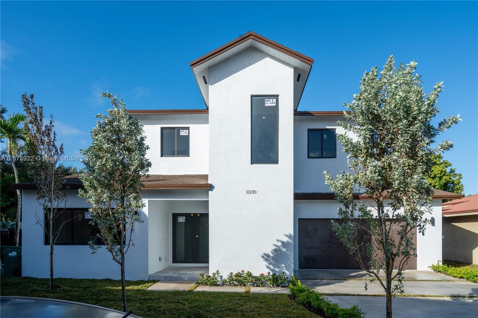 Discover this stunning new construction located in a prestigious and highly desired community. Surrounded by top-notch schools, shopping malls, churches, and more, this home offers comfort and luxury. With four spacious bedrooms, four full bathrooms, and a half bath, it's designed with modern living in mind. Ready to move in immediately, this residence combines comfort, style and a prime location to create the perfect home for your family. Don't miss this exceptional opportunity!