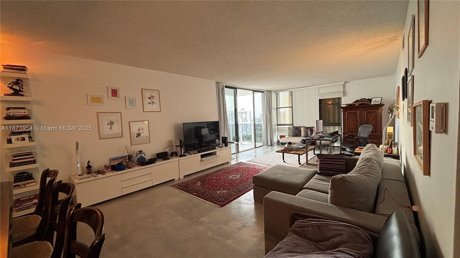 Property photo # 9