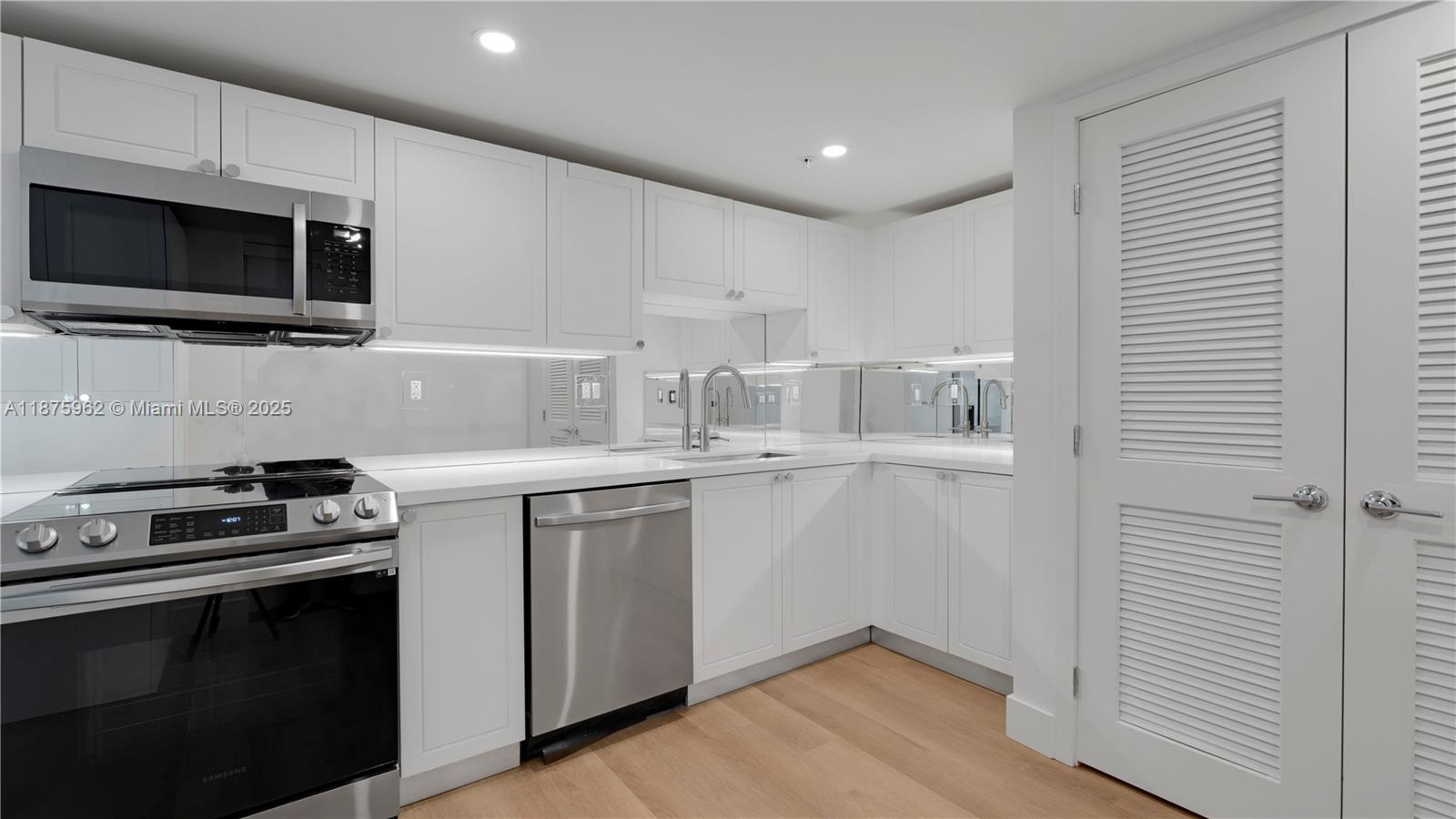 Property photo # 8