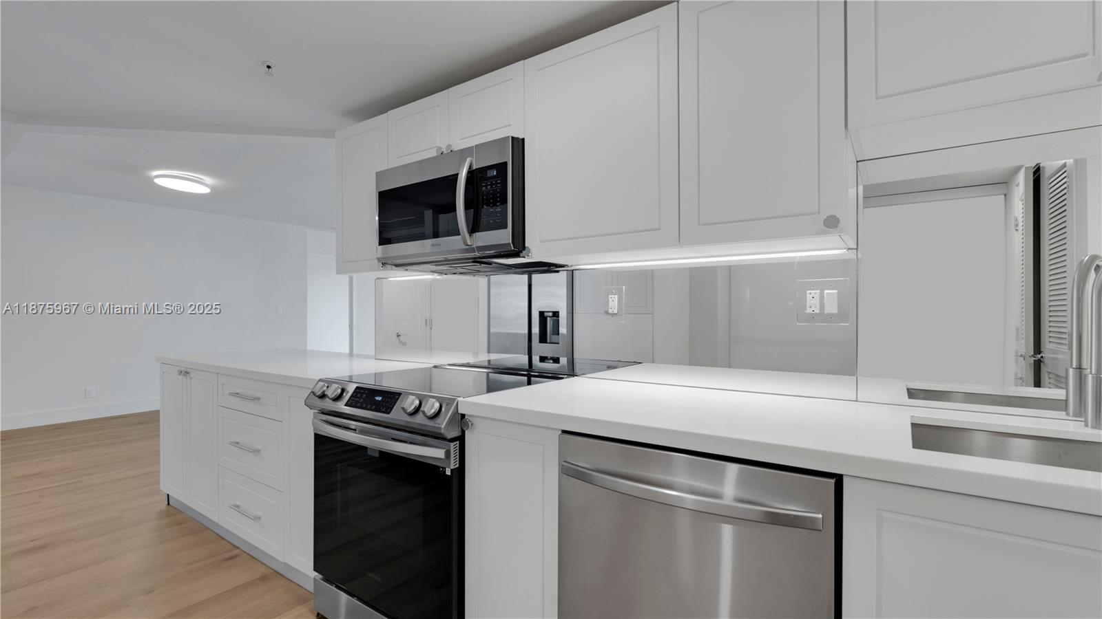 Property photo # 6