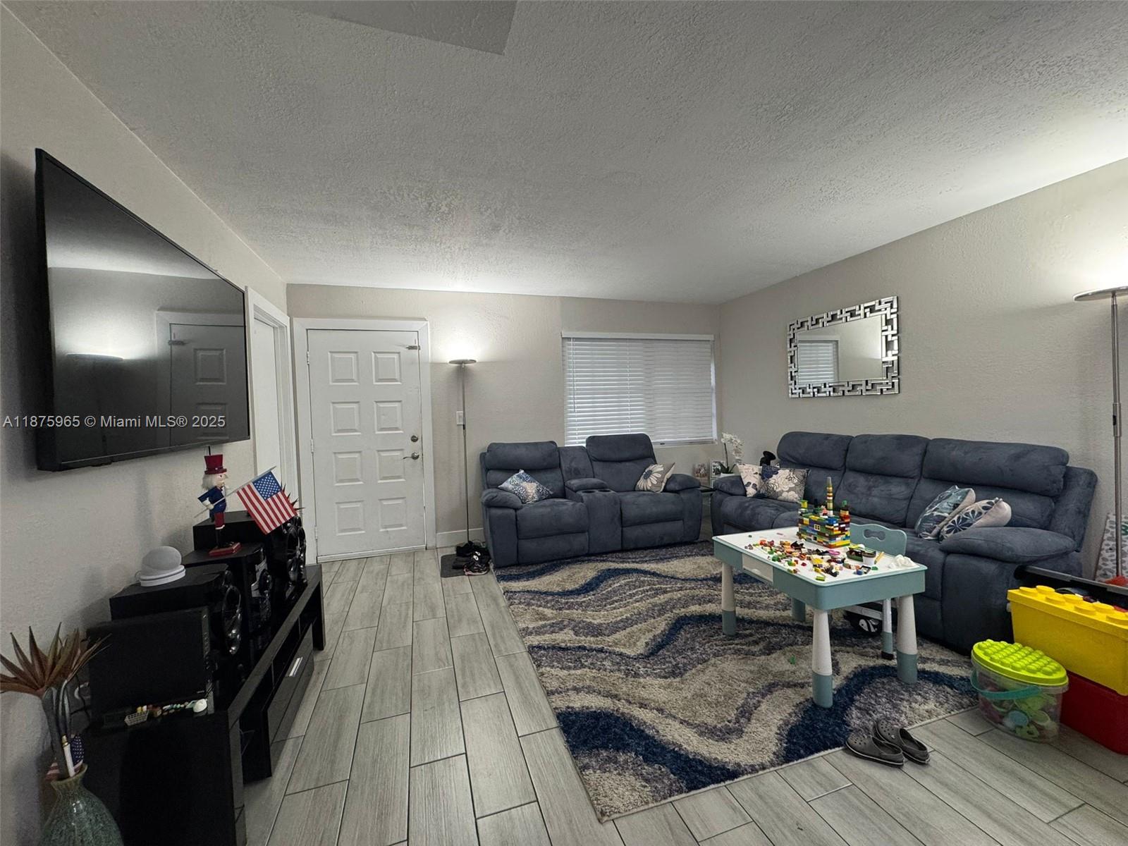 Property photo # 4