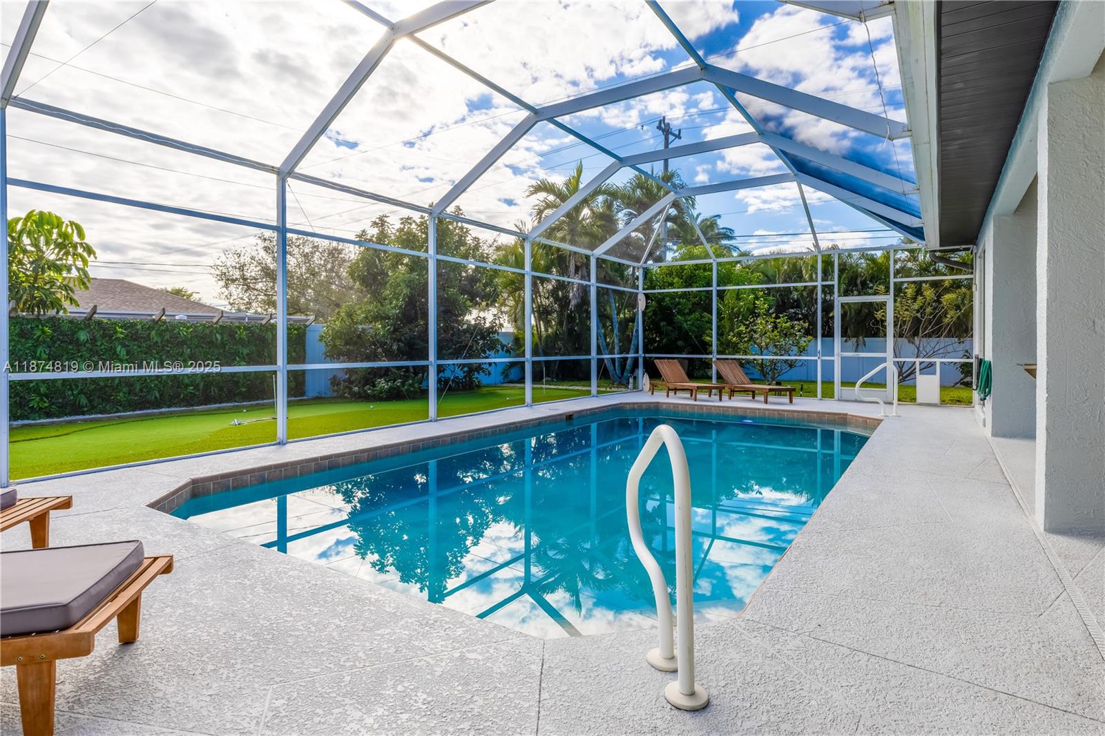 Property photo # 0