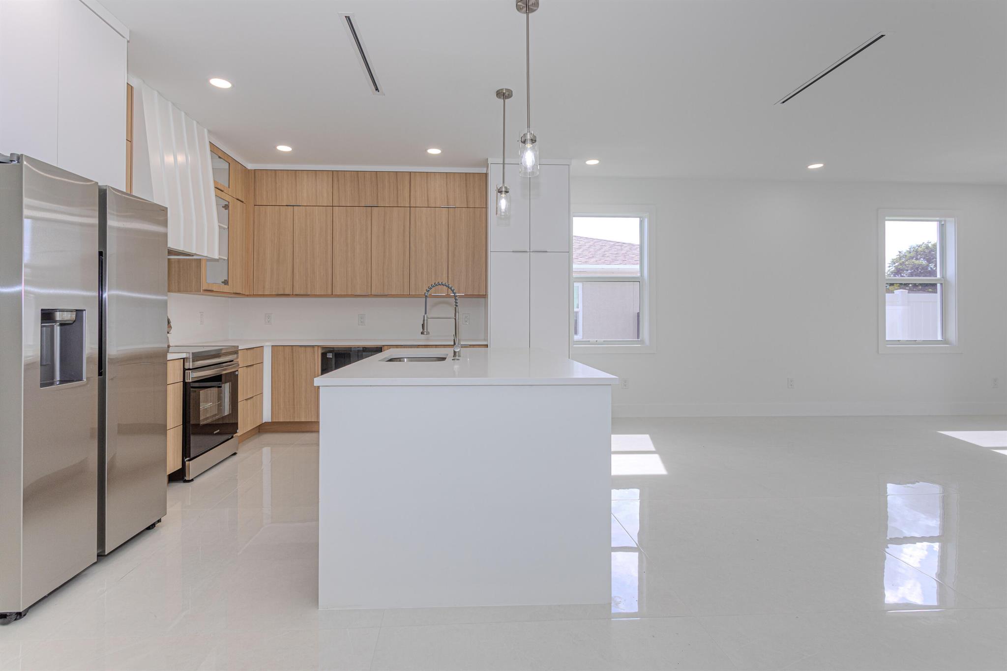 Image to showcase the property located at 6794 3rd Street