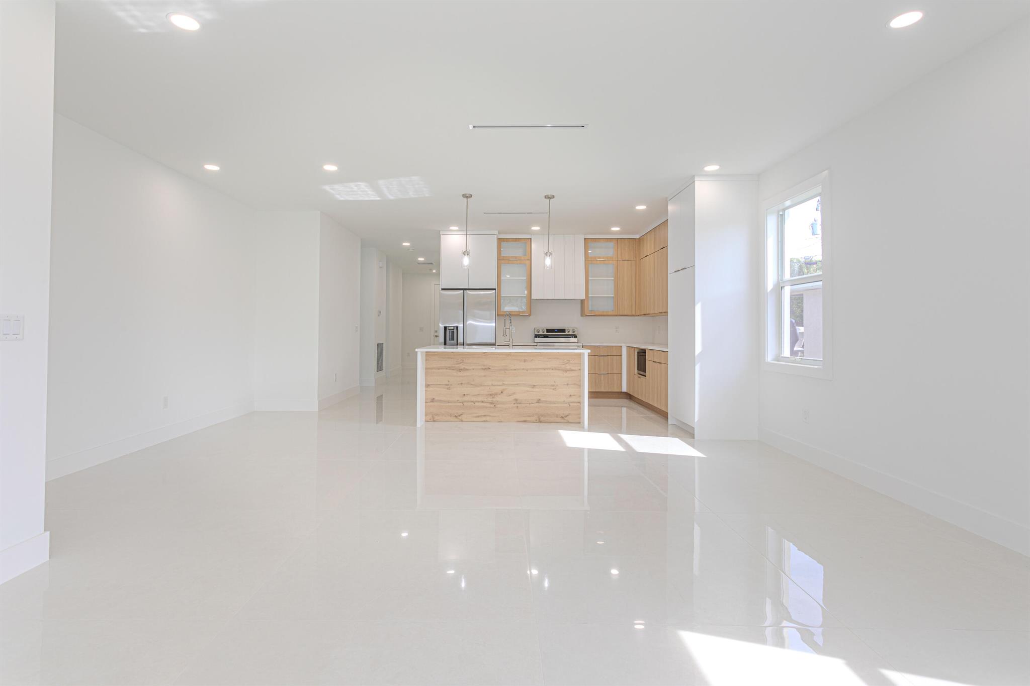 Image to showcase the property located at 6794 3rd Street