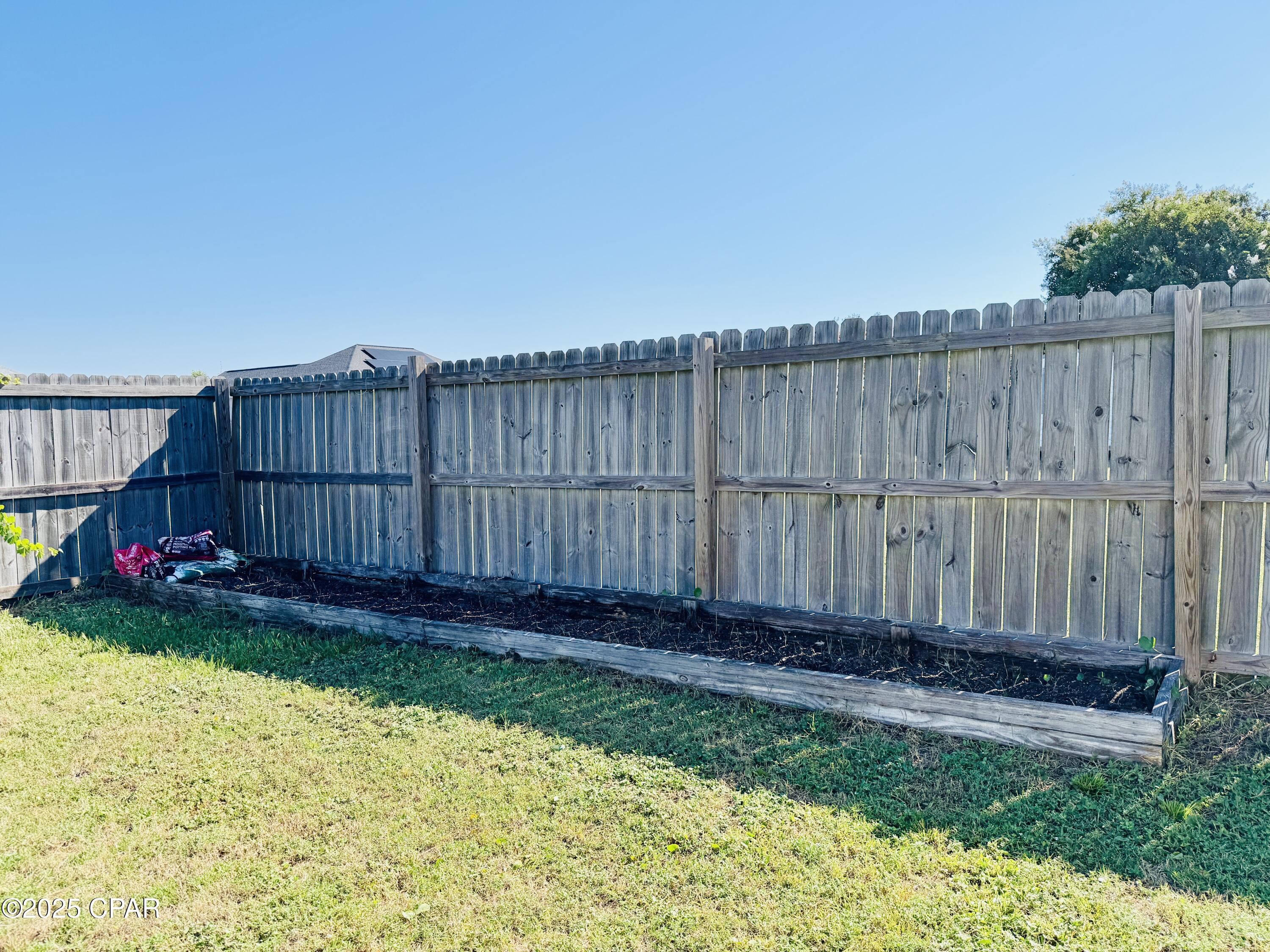 Raysie1lmv6xm6d2kb Aivjtzahc8cnt73xv7vv_o78