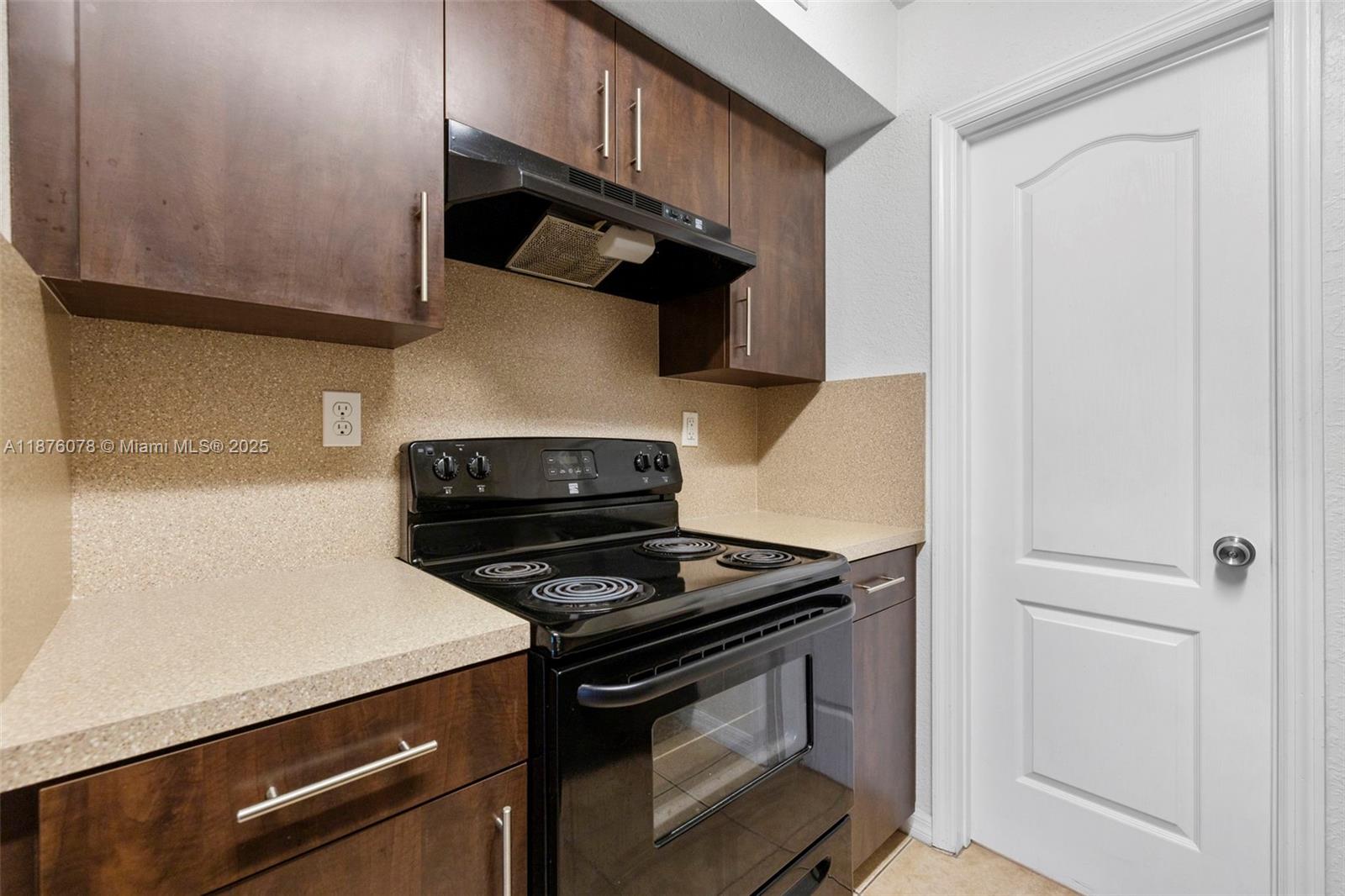 Property photo # 4