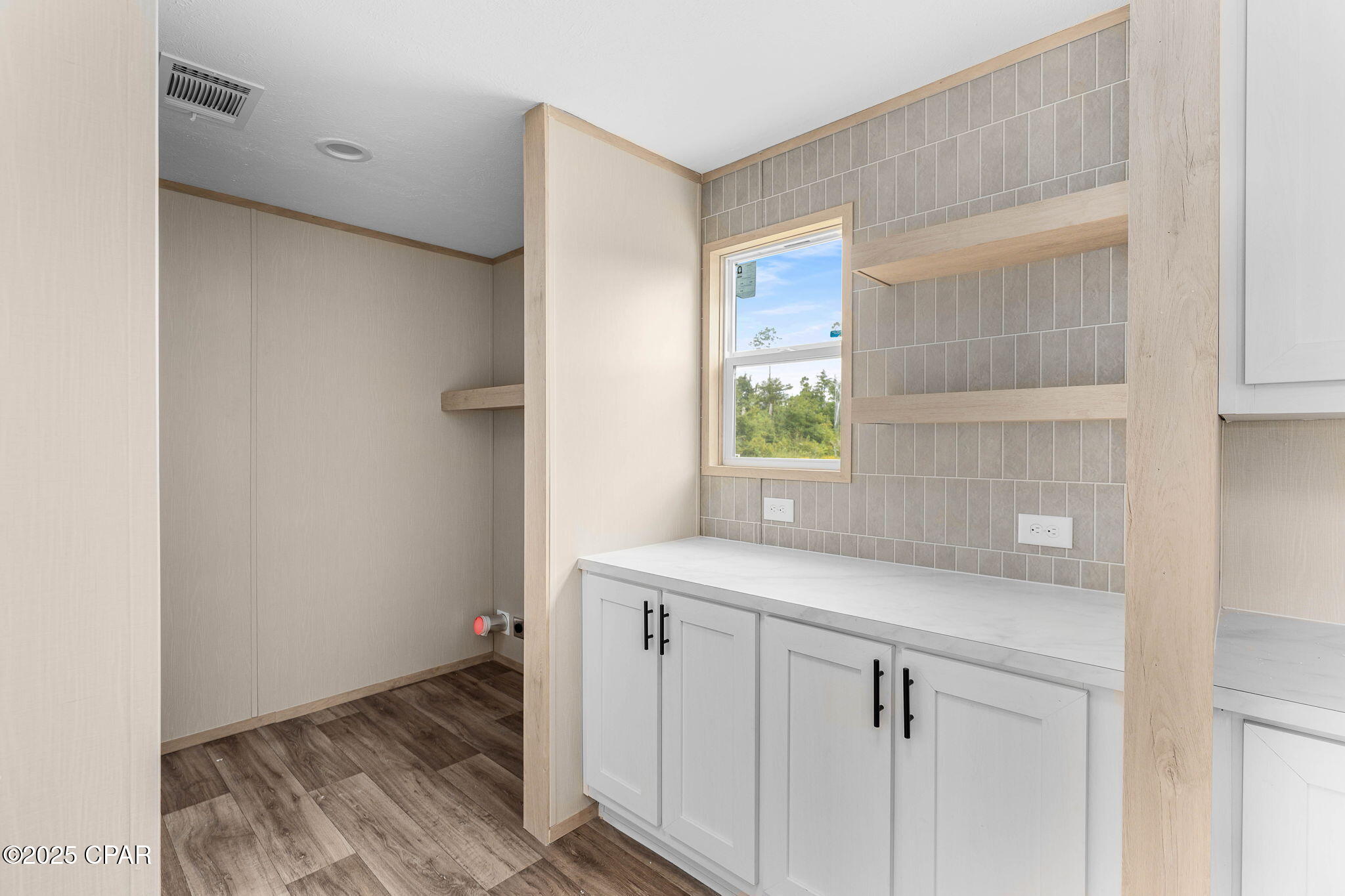 Image 24 For 6420 Oakenshaw Dr Drive