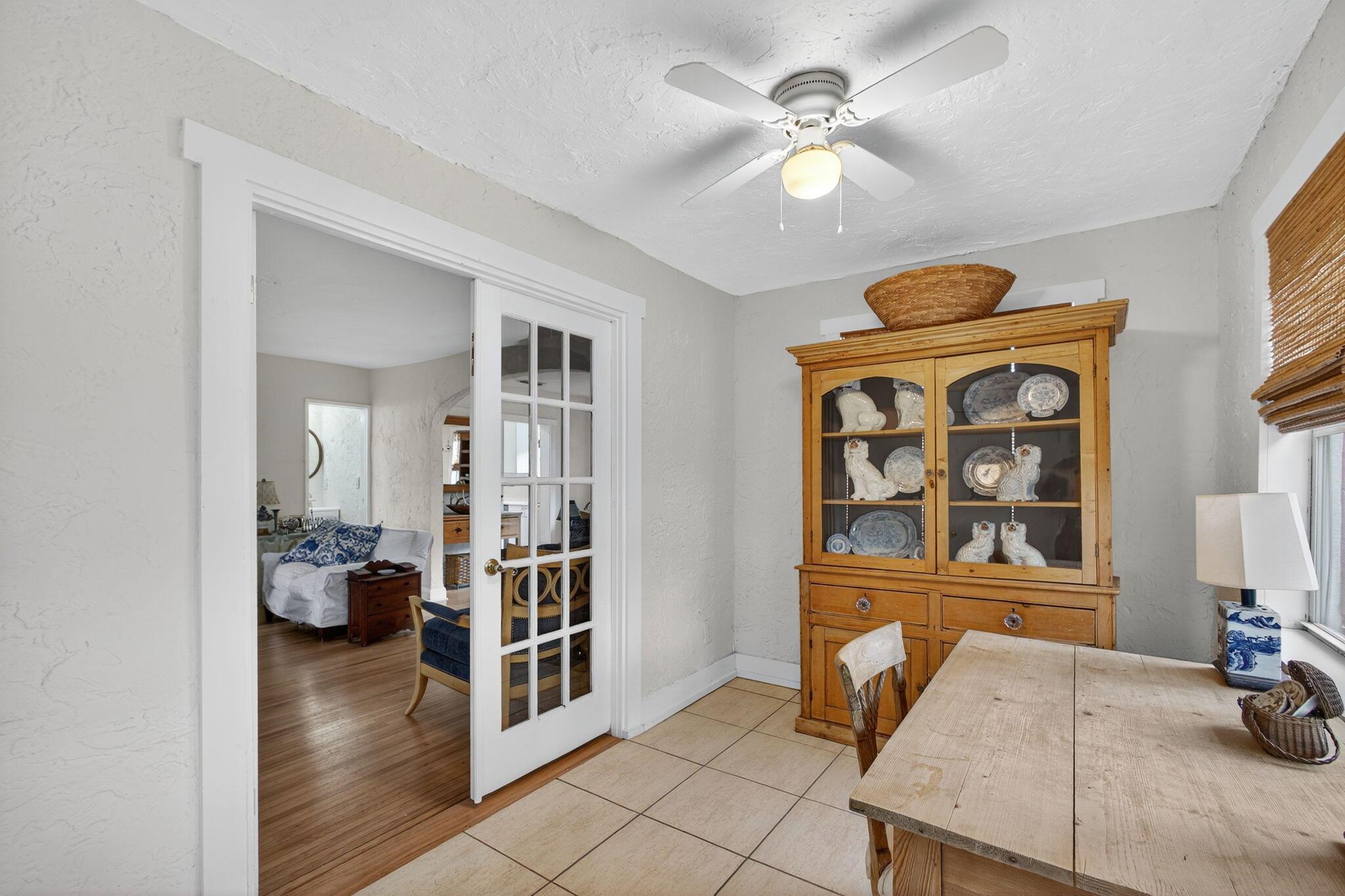 Photo 24 of home located at 825 34th Street, West Palm Beach FL
