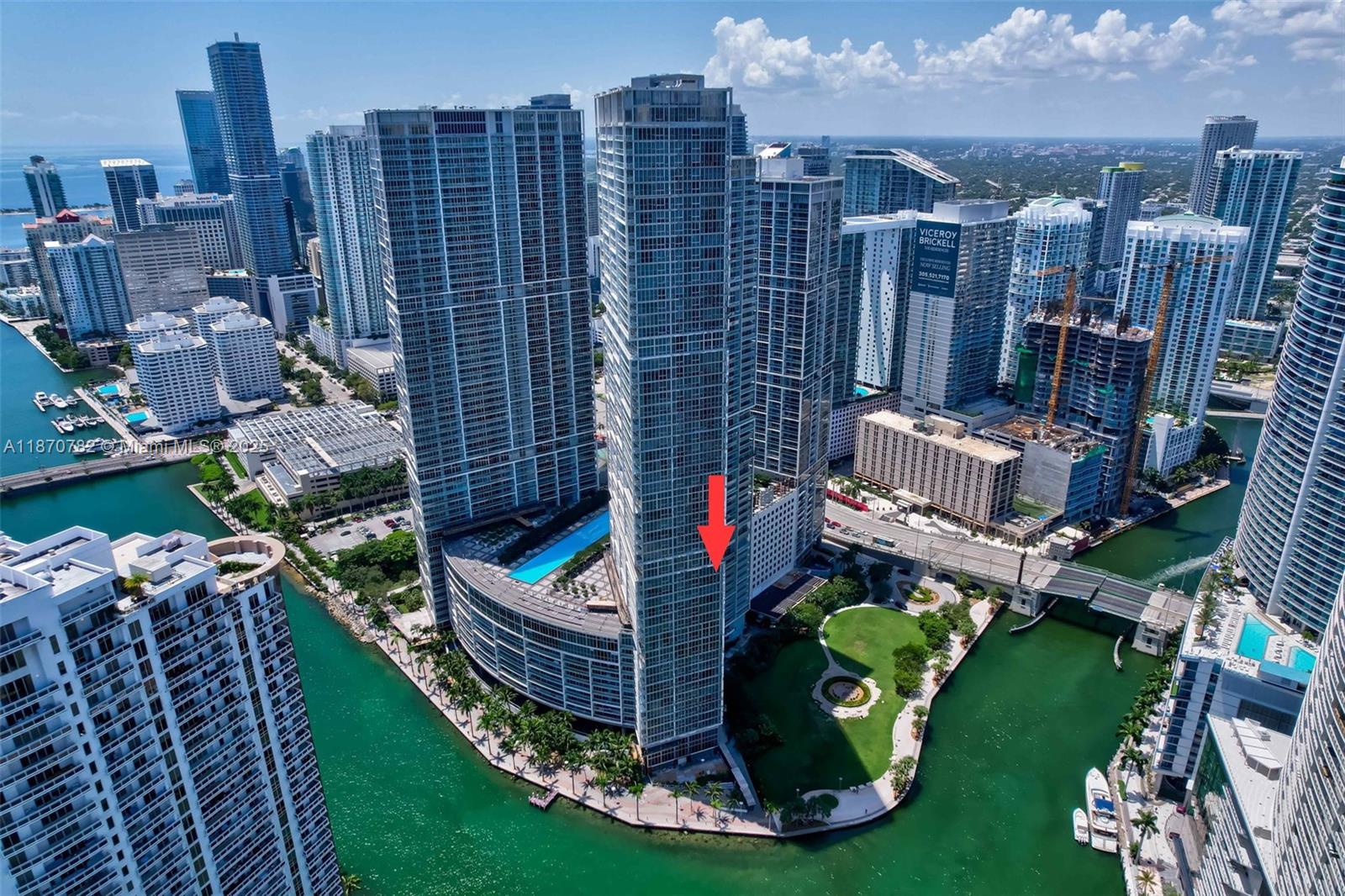 Condo for Sale in Miami, FL