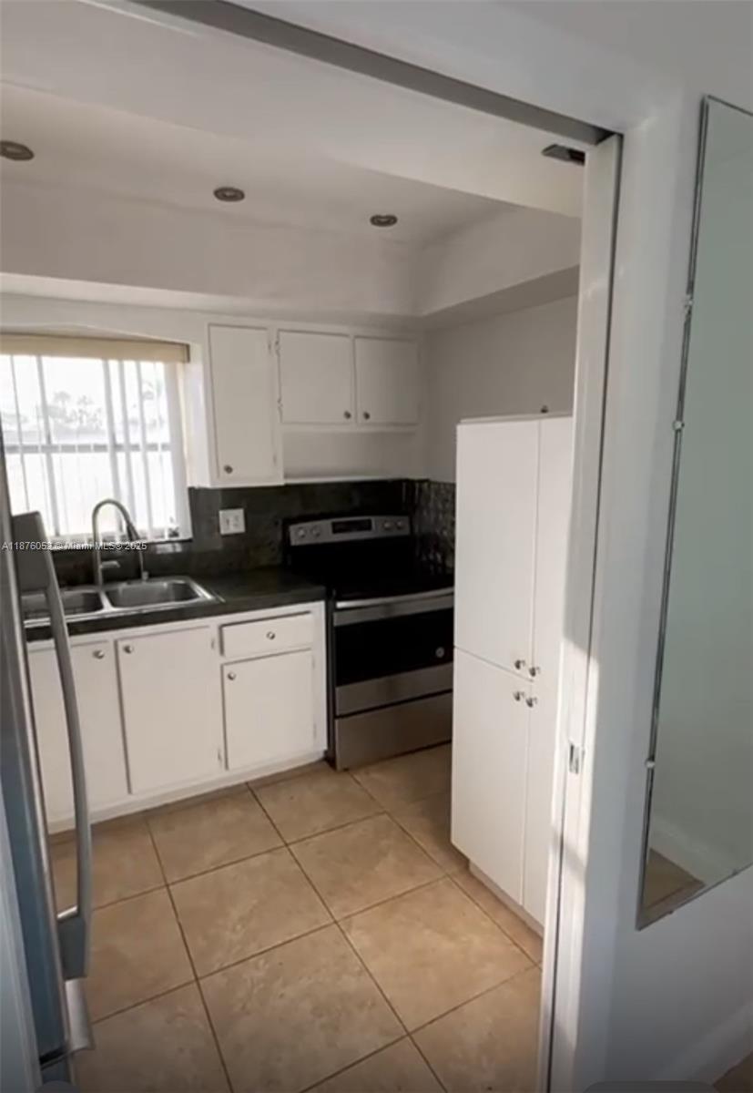 Cresthaven Villas Condo 30