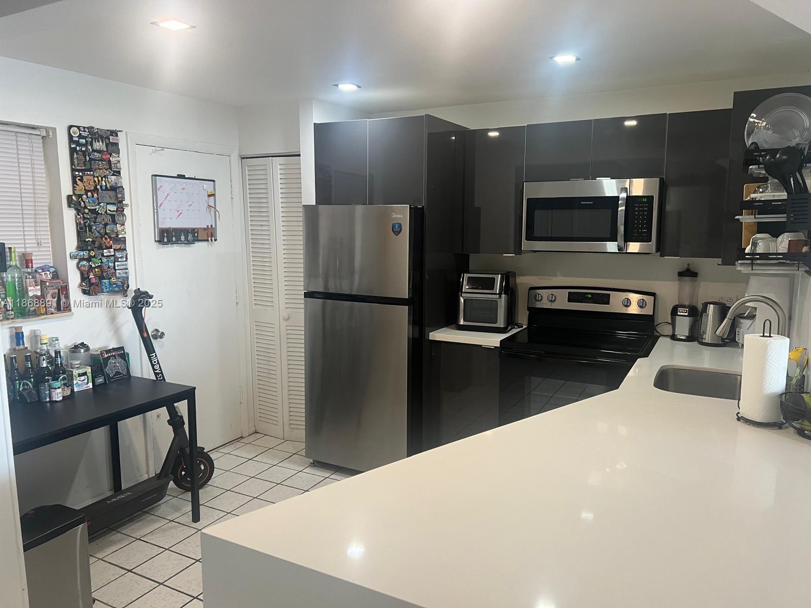 Property photo # 4
