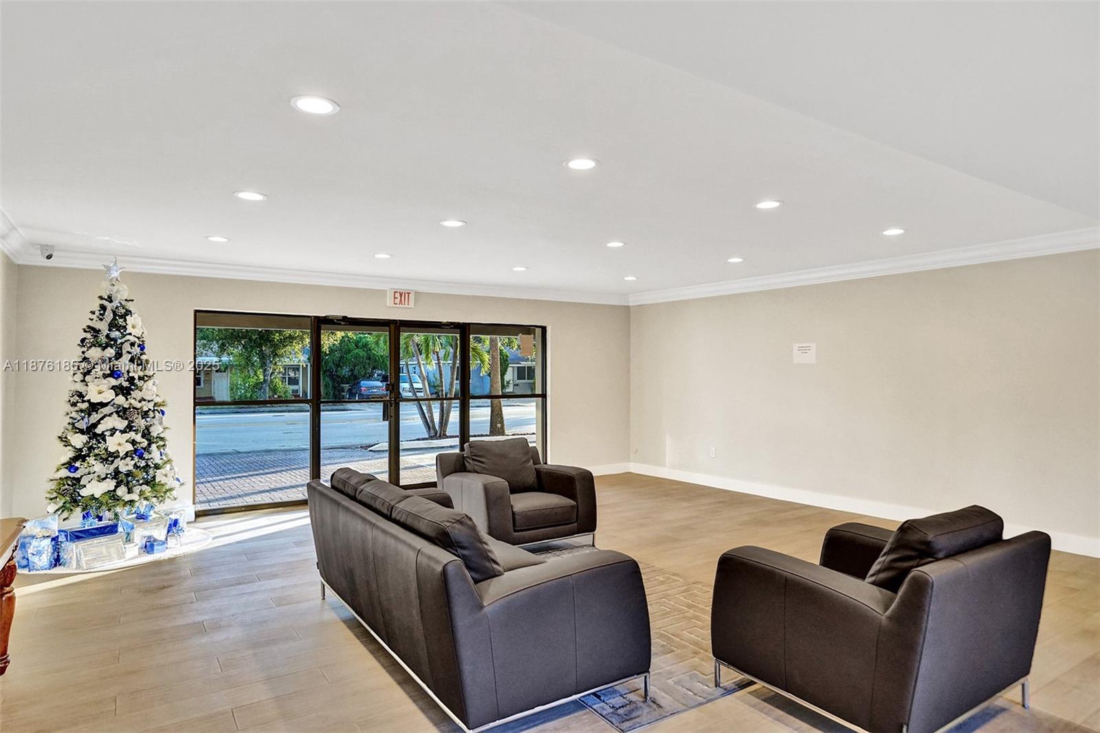 Property photo # 2