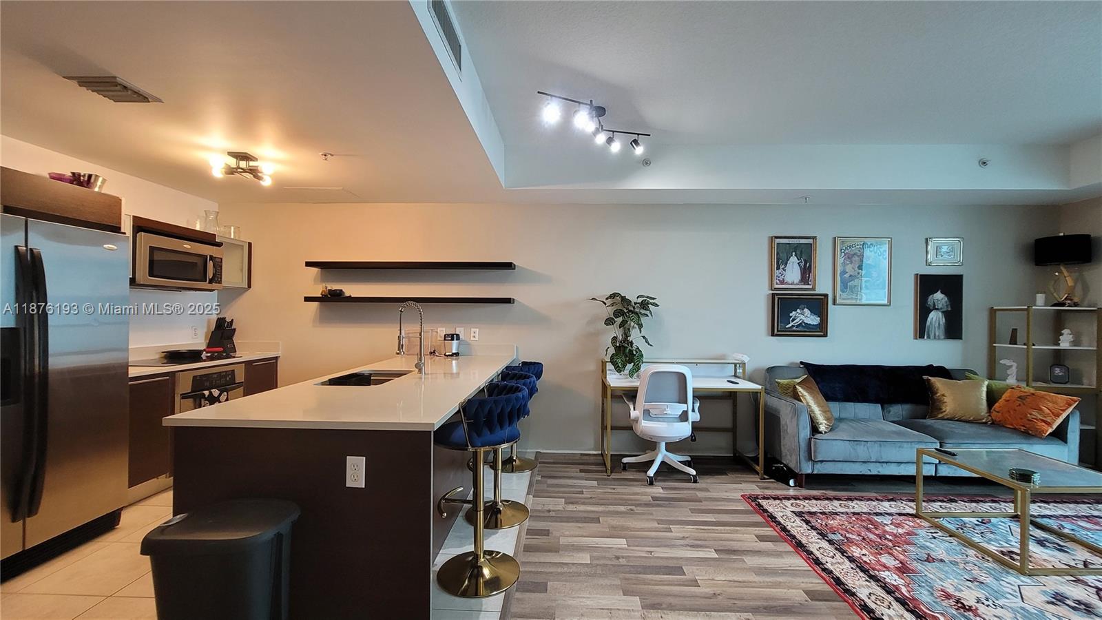 Property photo # 4