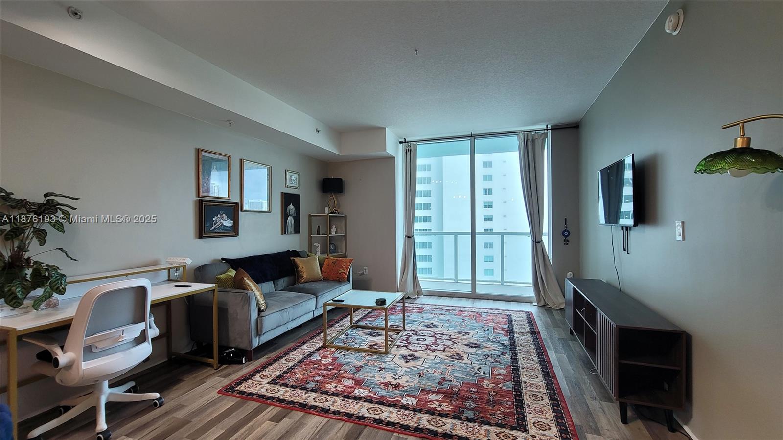 Property photo # 9