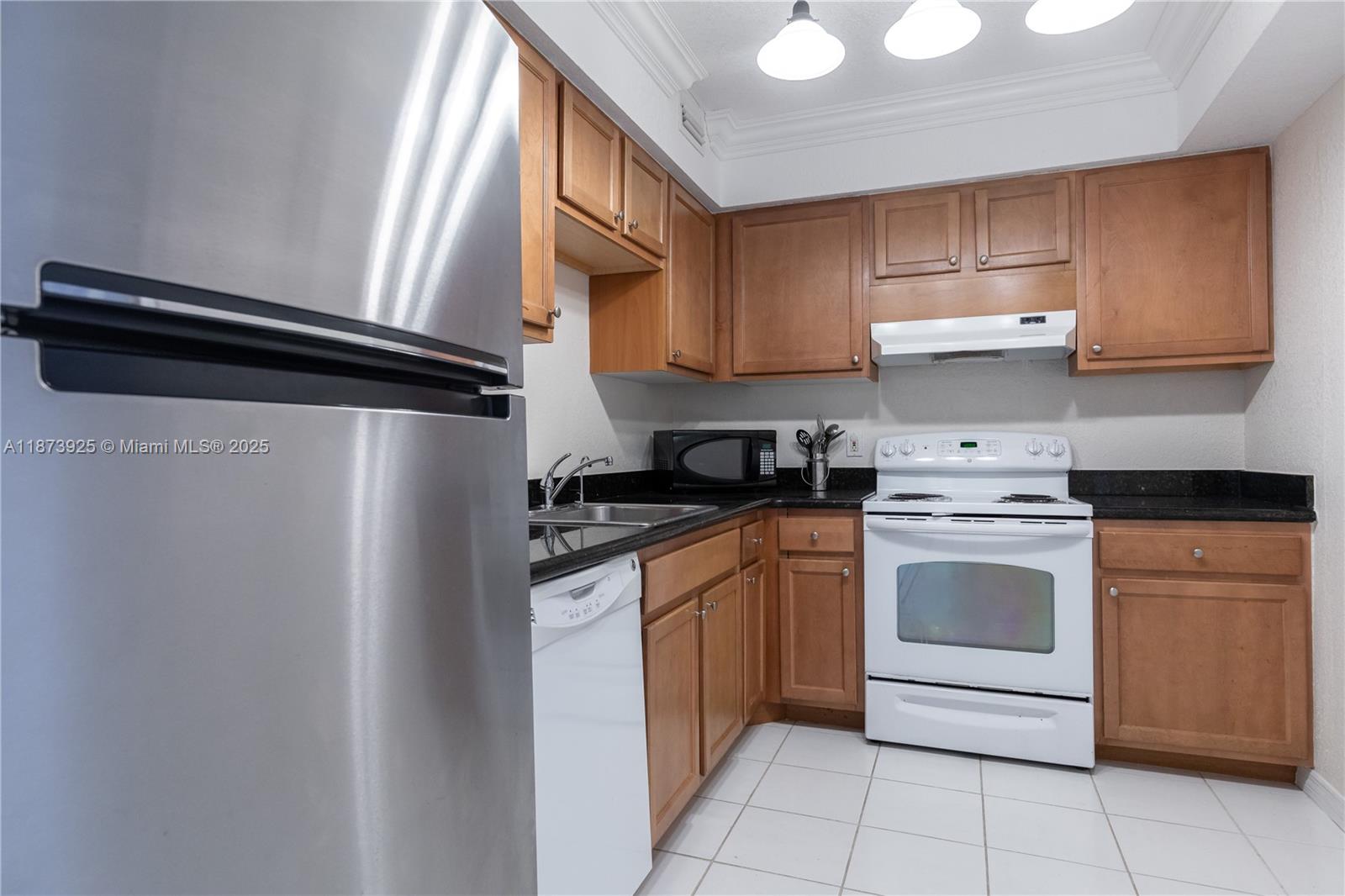 Property photo # 4