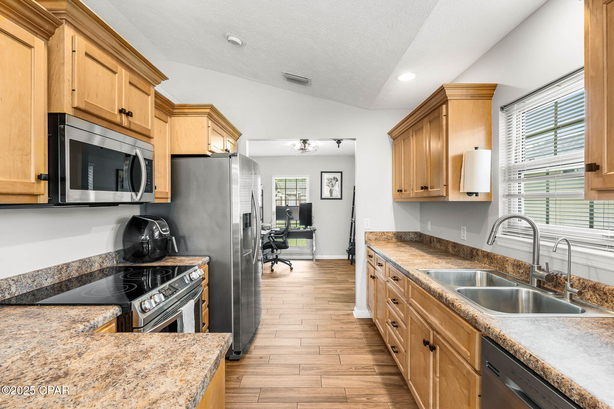 0fzqgrquinvc4isafj5bigzs13n6mvmioe Blkzyfre