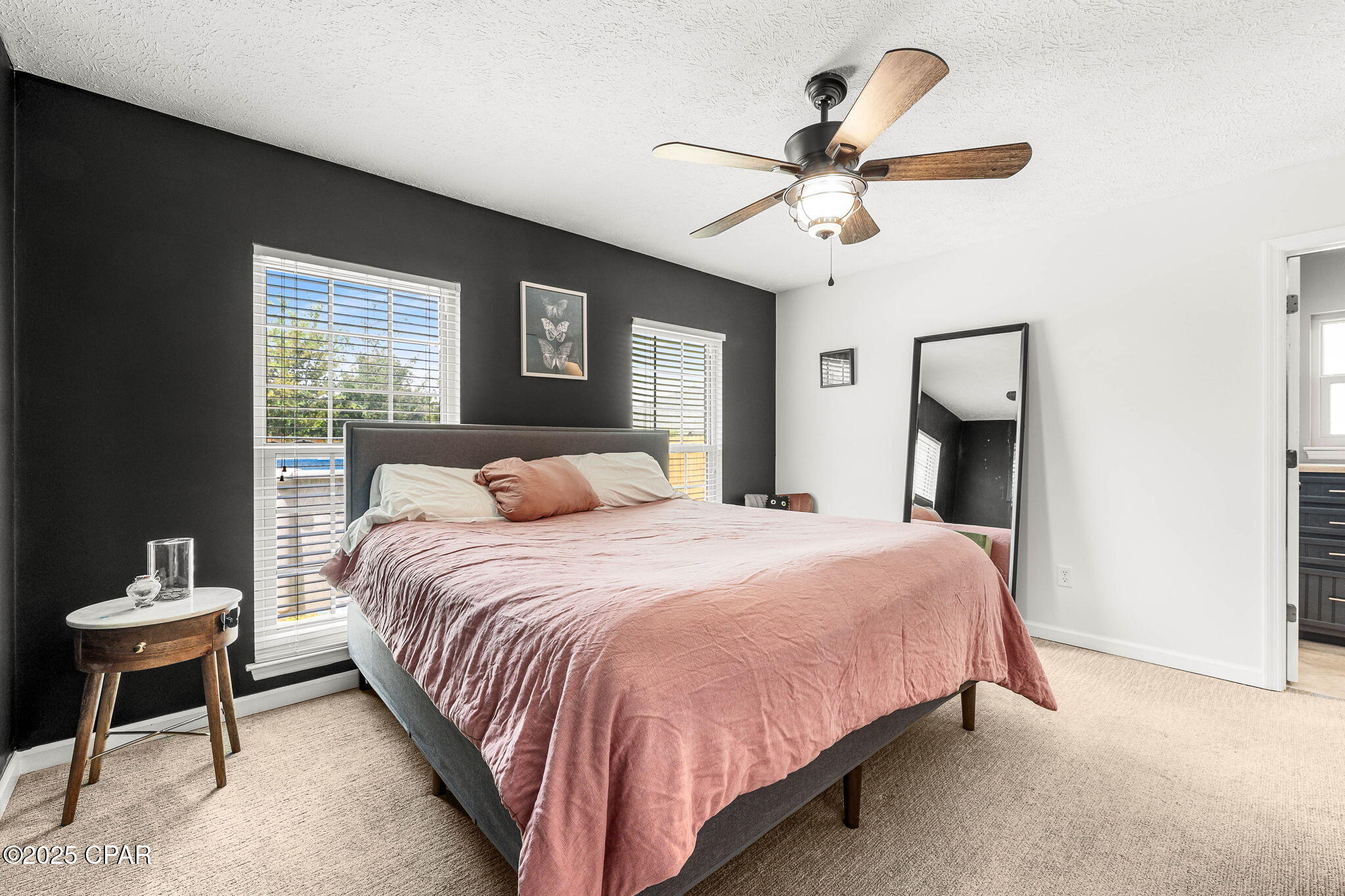 Image 24 For 606 Timbers Crossing