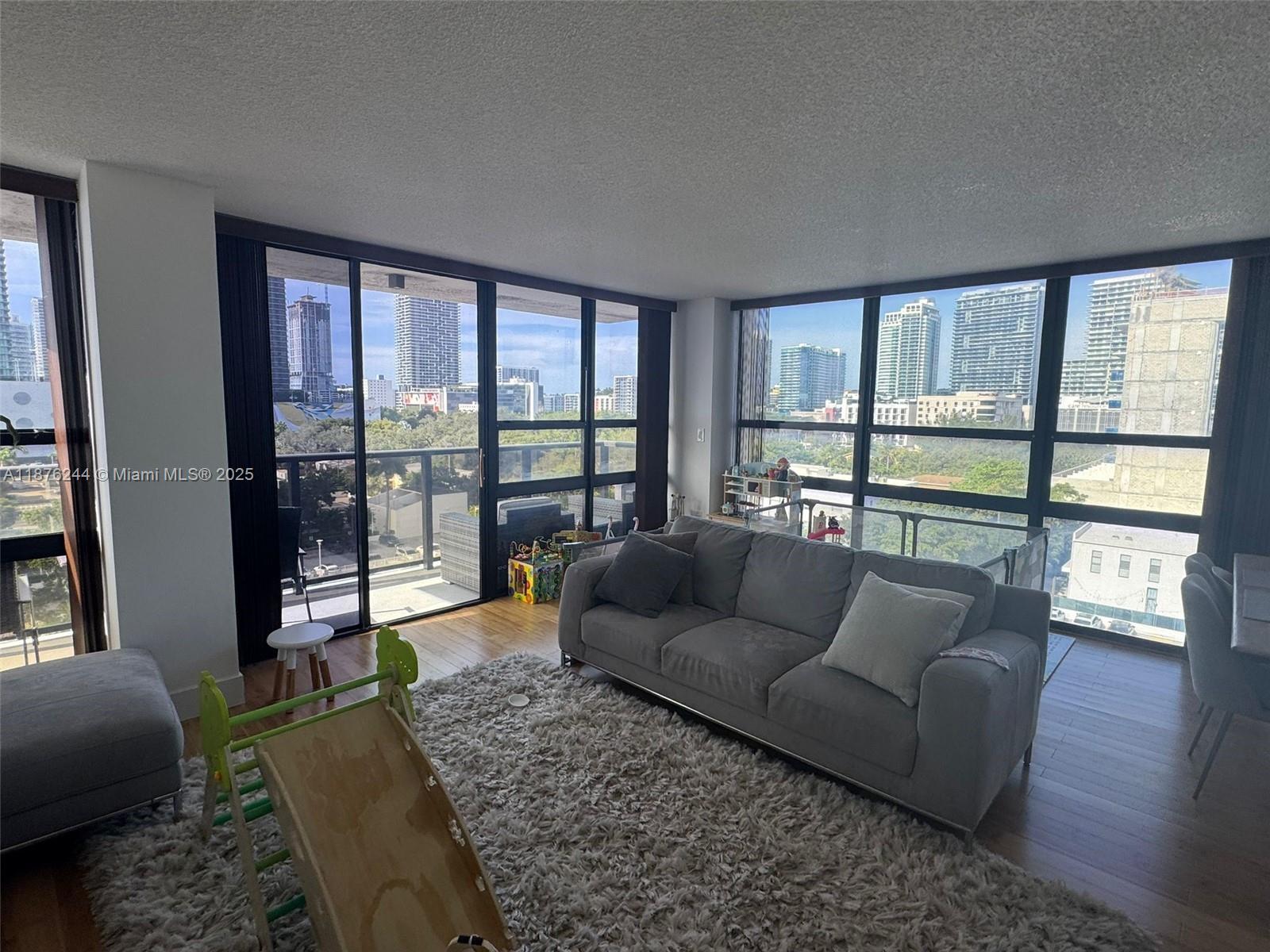 Property photo # 0