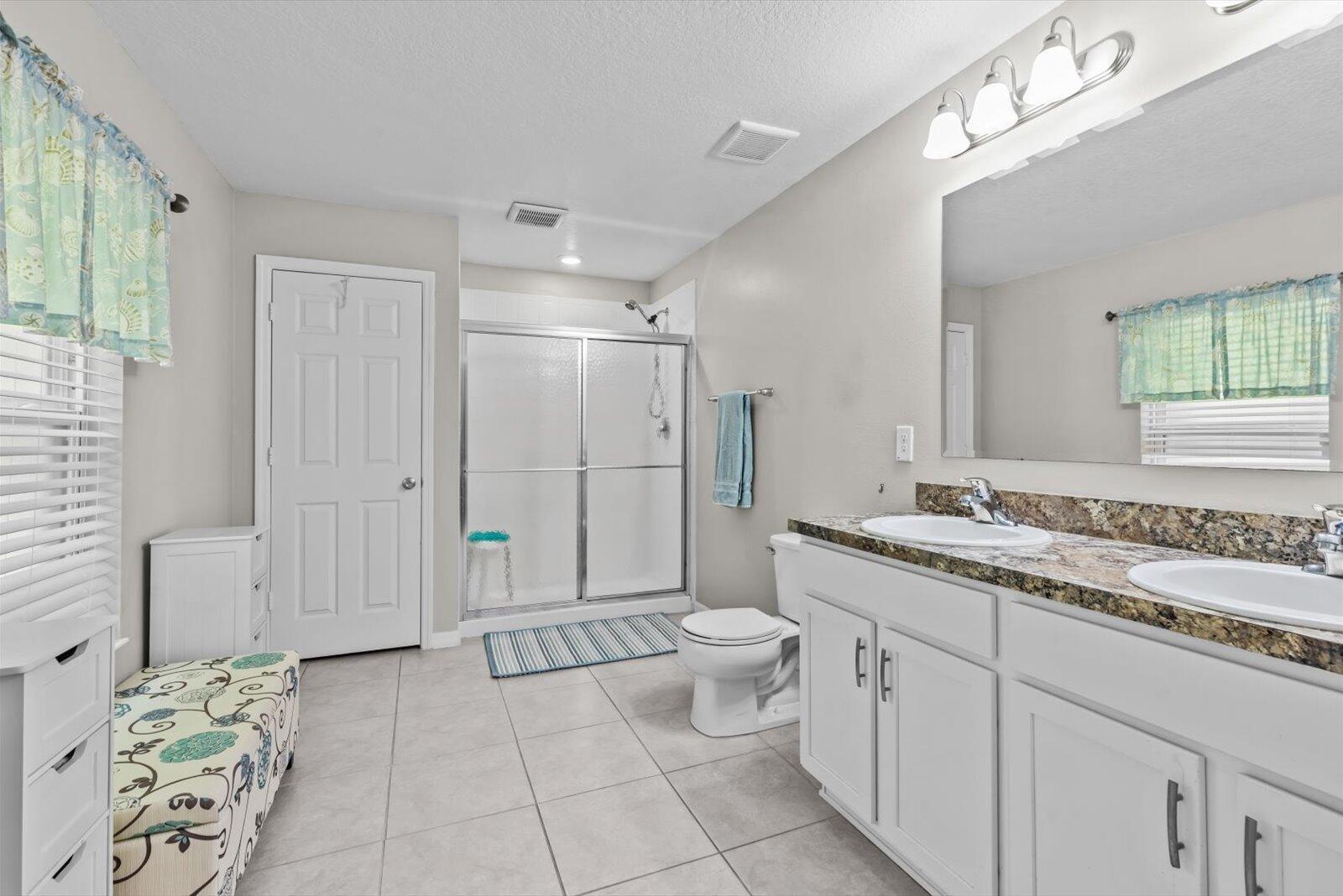 Photo 18 of home located at 5815 NW Pine Trail Circle, Port St Lucie FL