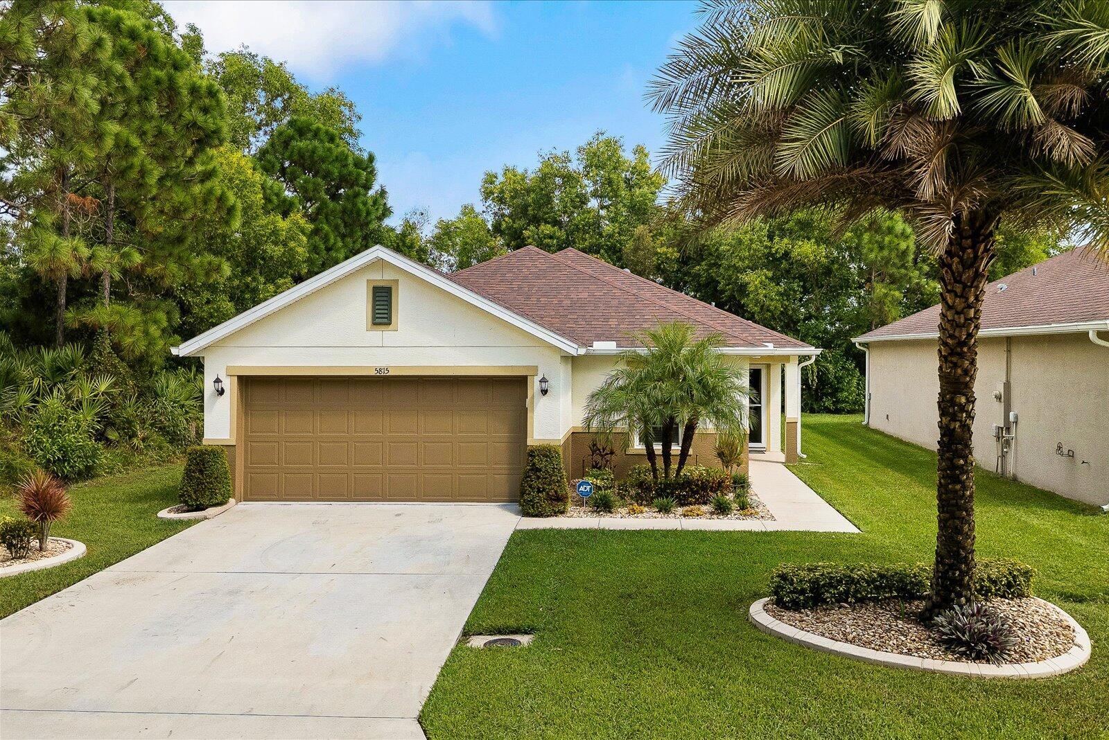 Photo 1 of home located at 5815 NW Pine Trail Circle, Port St Lucie FL