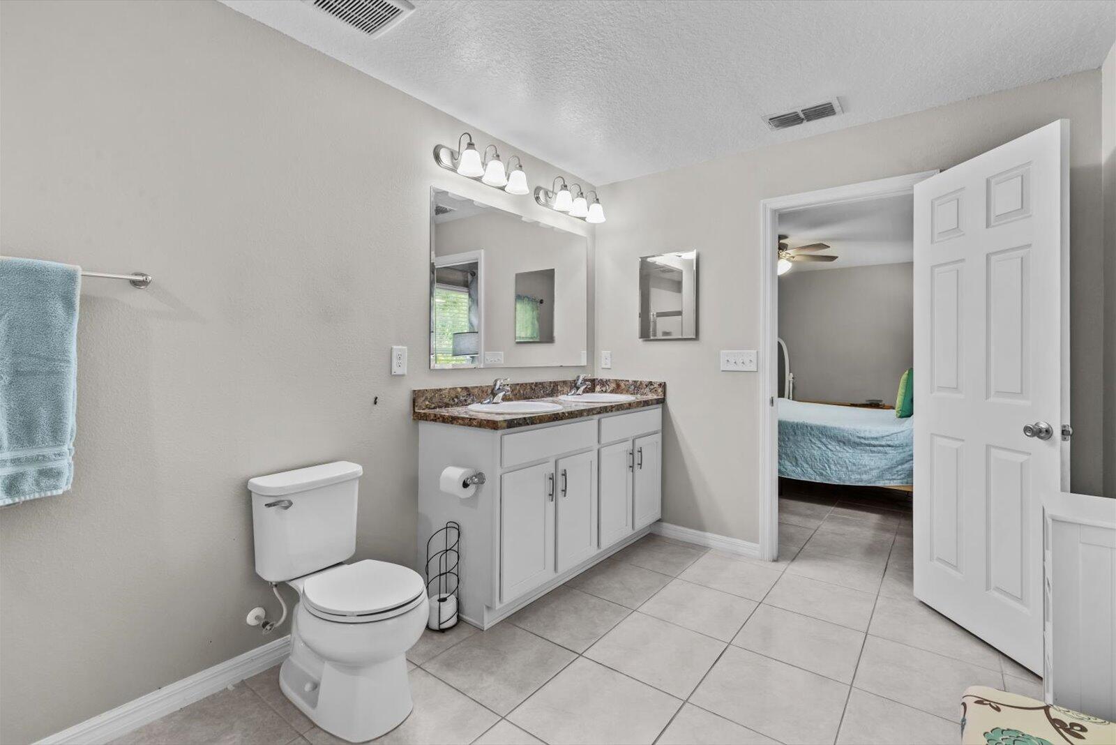 Photo 19 of home located at 5815 NW Pine Trail Circle, Port St Lucie FL