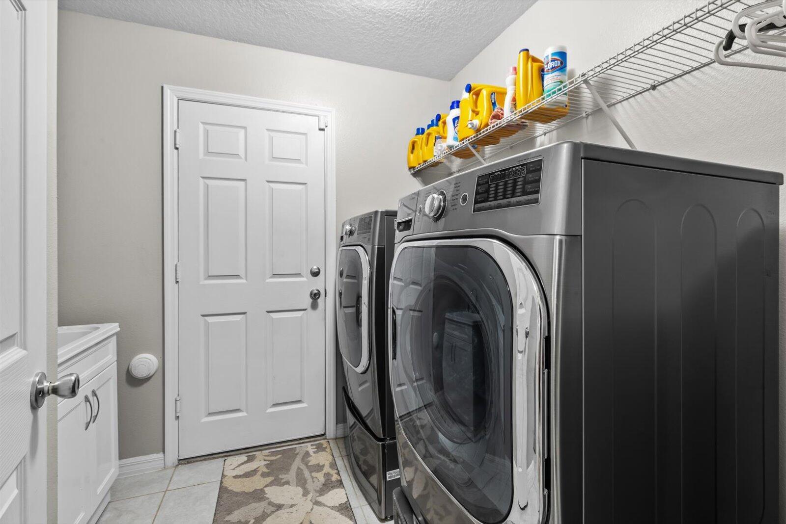 Photo 24 of home located at 5815 NW Pine Trail Circle, Port St Lucie FL