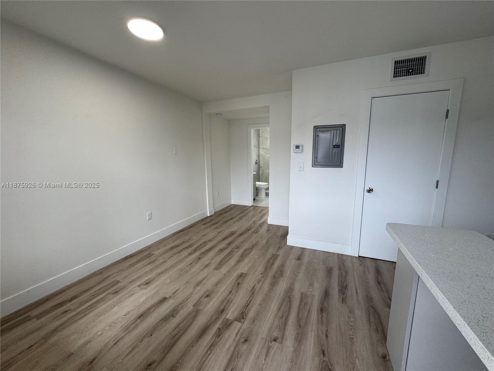 Property photo # 6