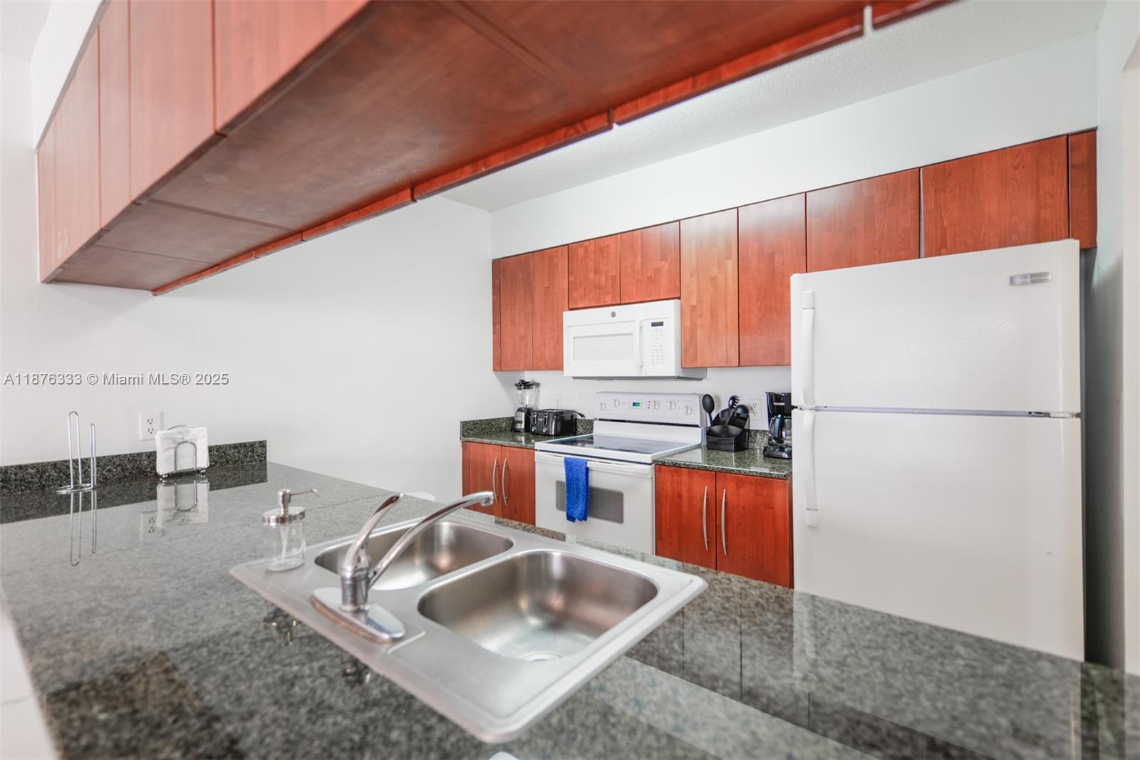 Property photo # 4
