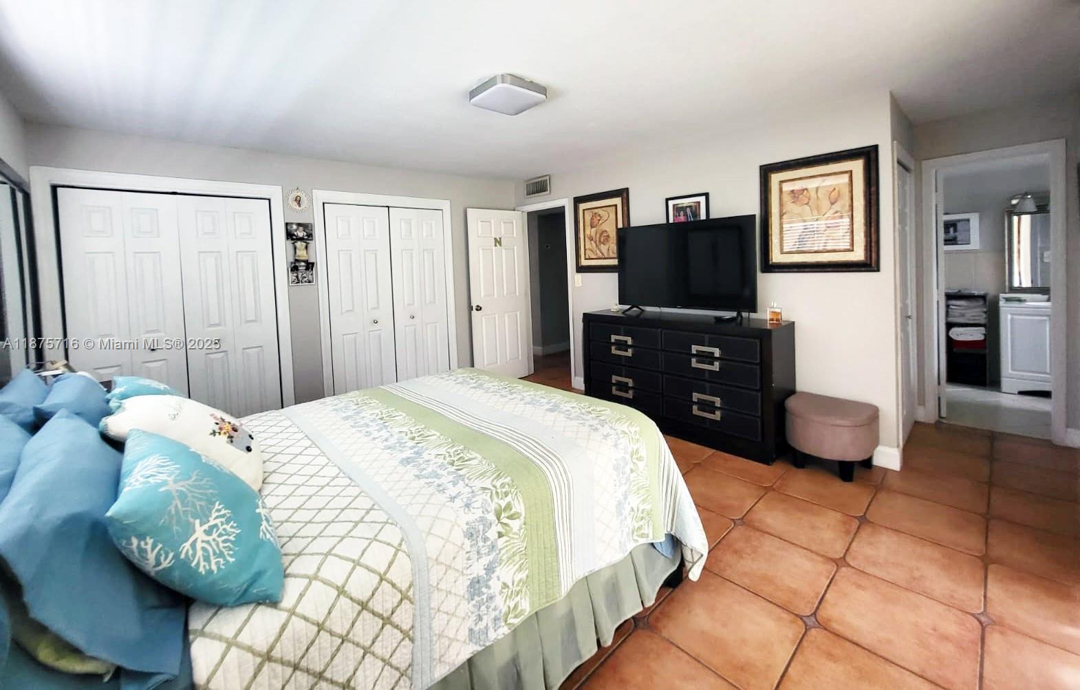 Property photo # 6